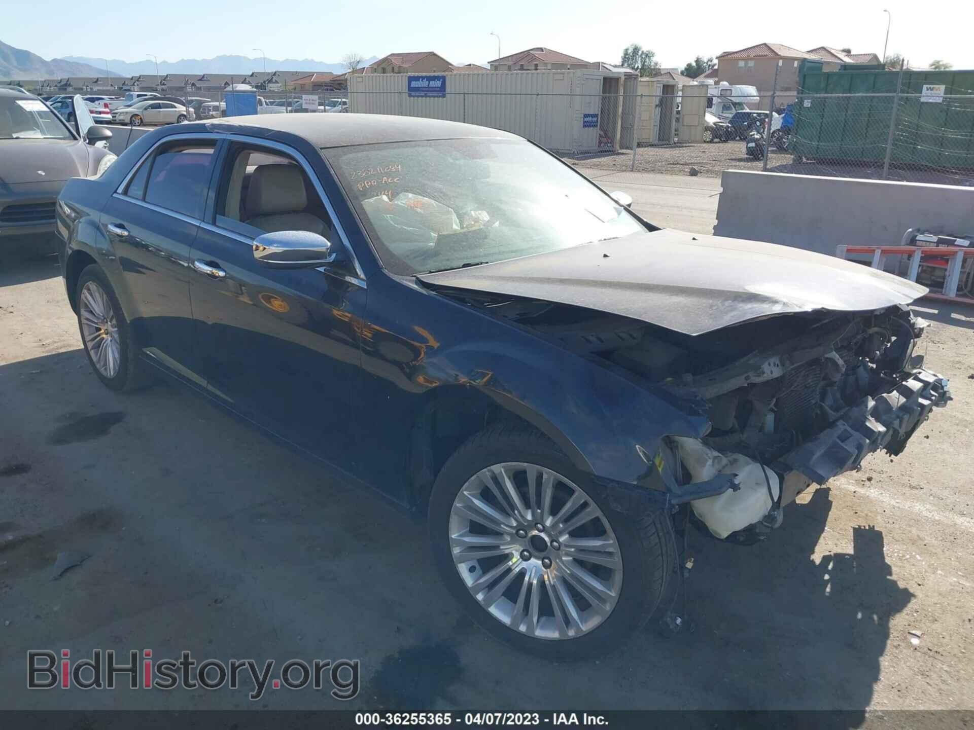 Photo 2C3CA5CG6BH538673 - CHRYSLER 300 2011