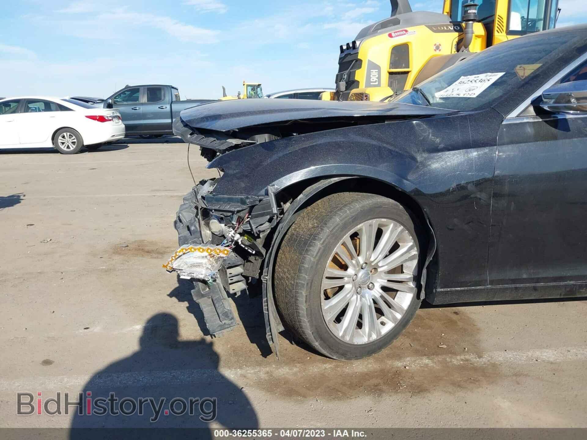 2011 CHRYSLER 300 - VIN: 2C3CA5CG6BH538673 - Фото 6