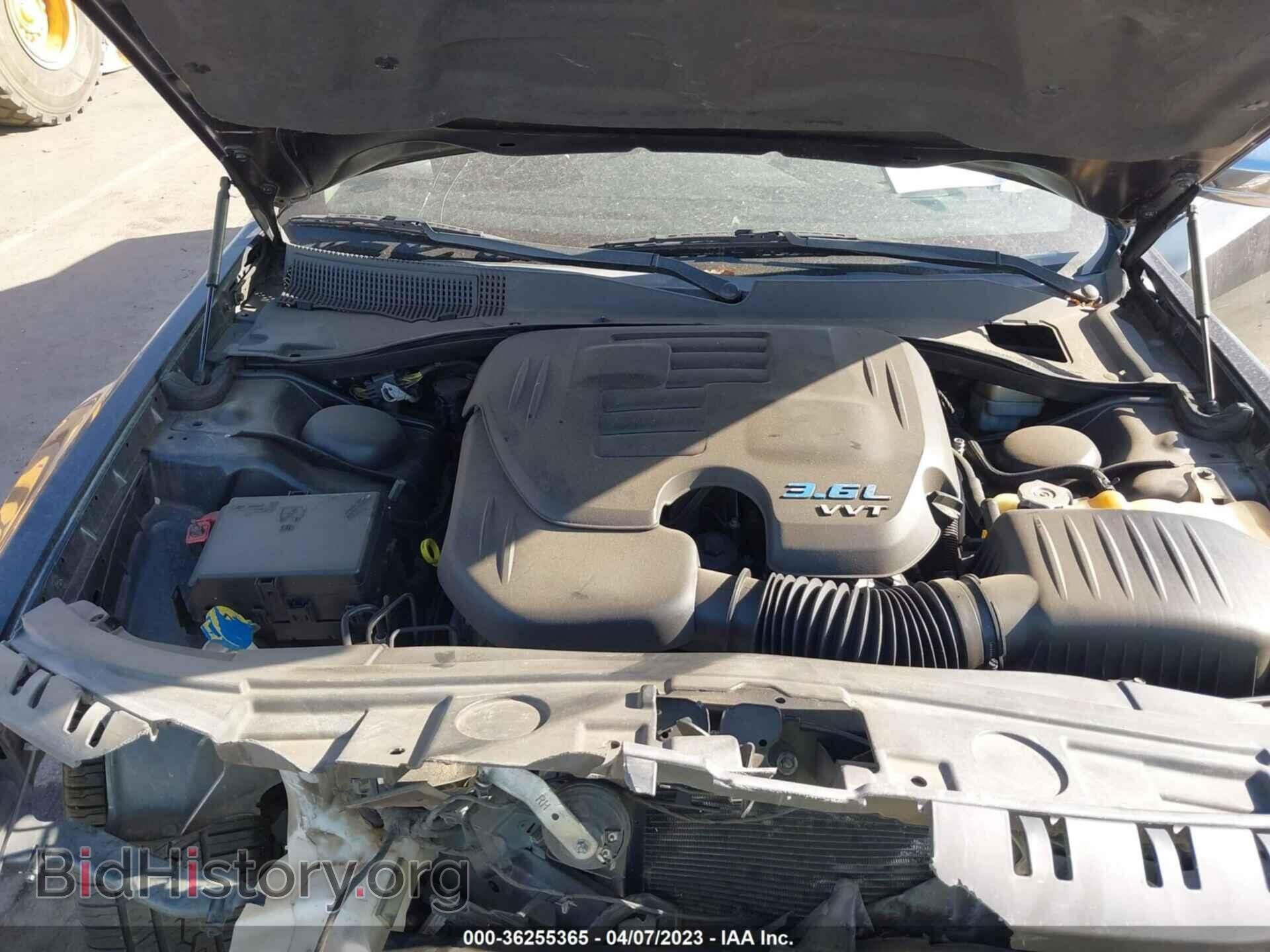2011 CHRYSLER 300 - VIN: 2C3CA5CG6BH538673 - Фото 10