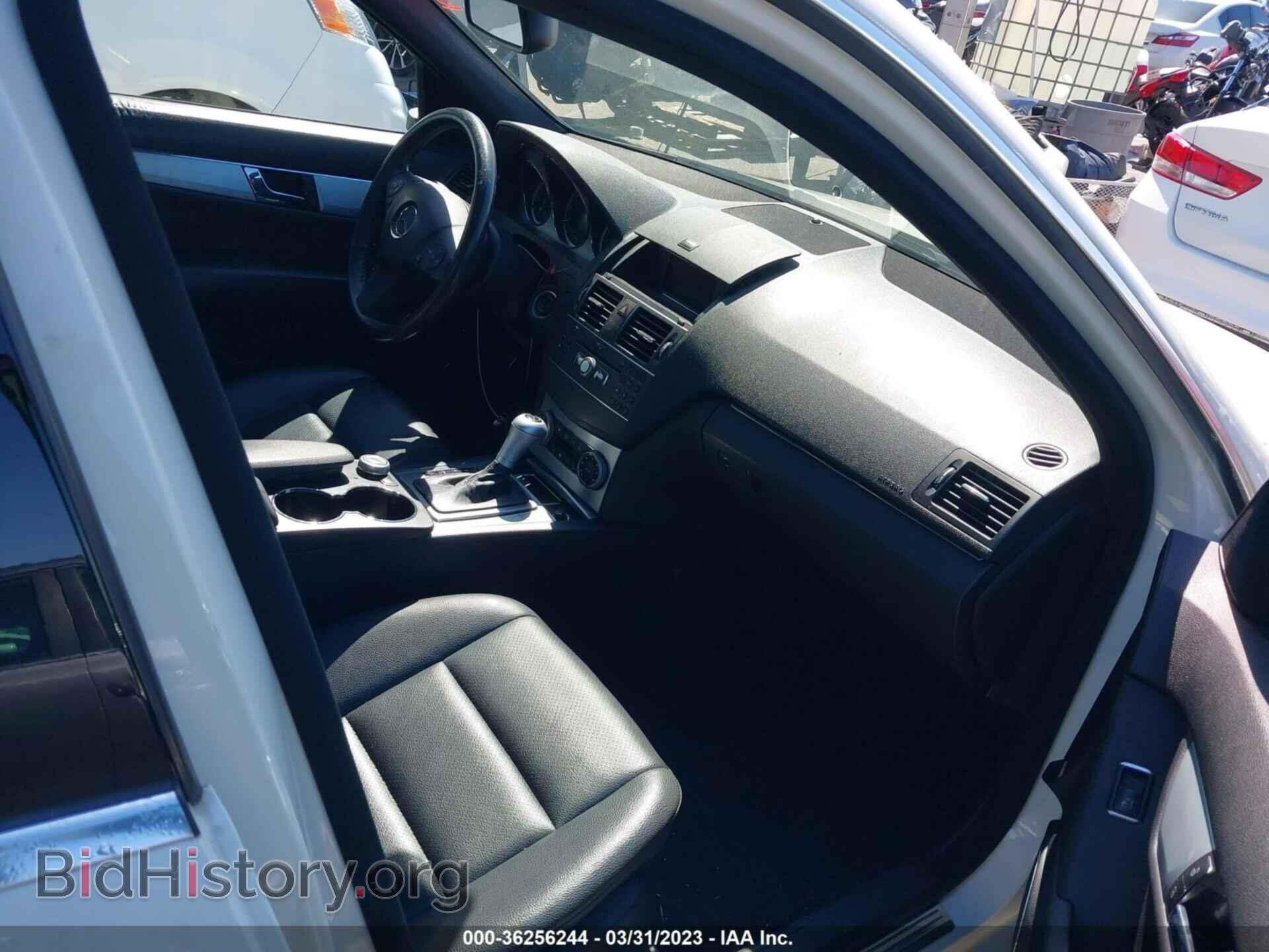 2011 MERCEDES-BENZ C-CLASS - VIN: WDDGF5EB9BA526456 - Фото 5