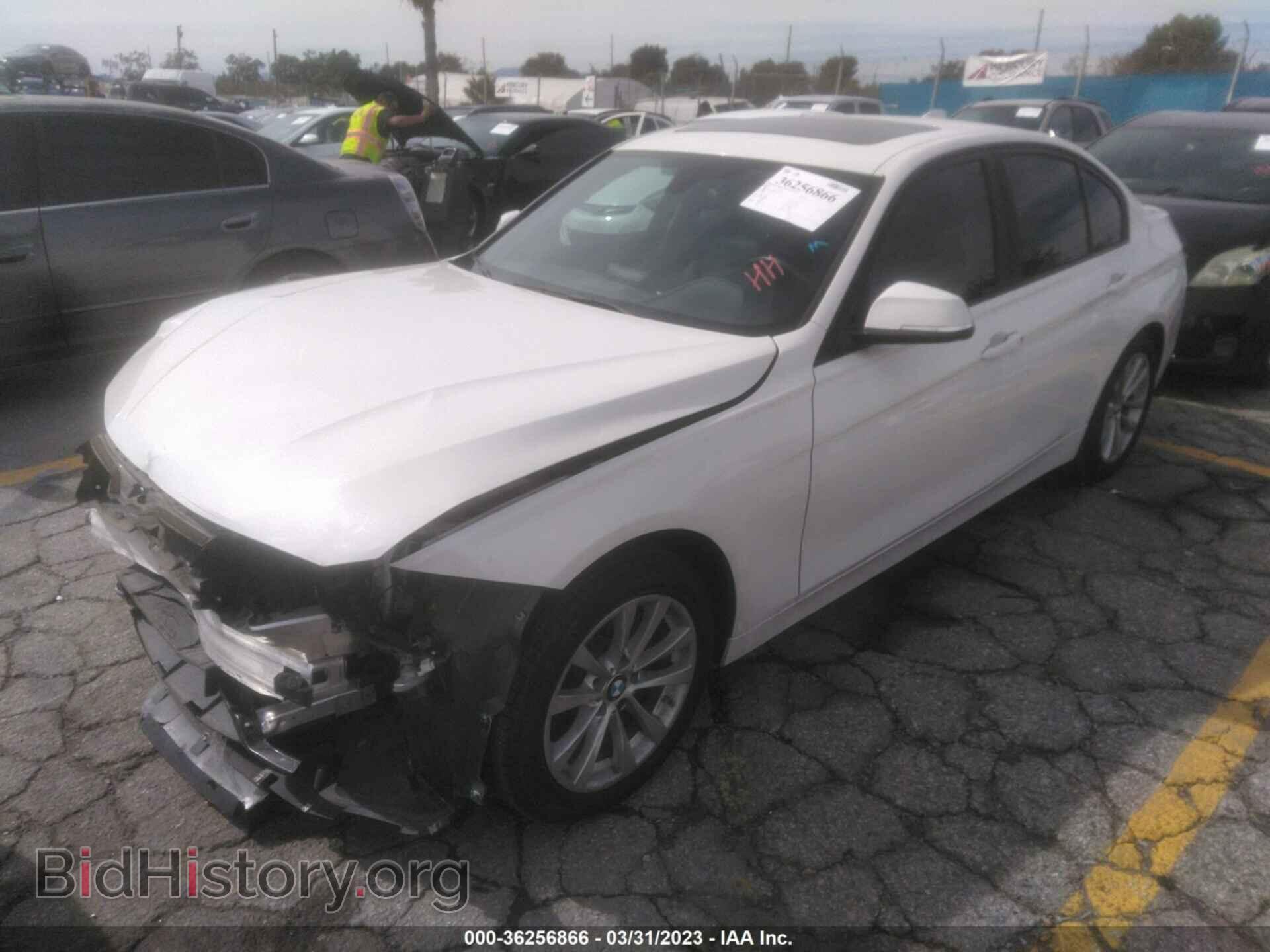 2018 BMW 3 SERIES - VIN: WBA8A9C55JAH14262 - Фото 2