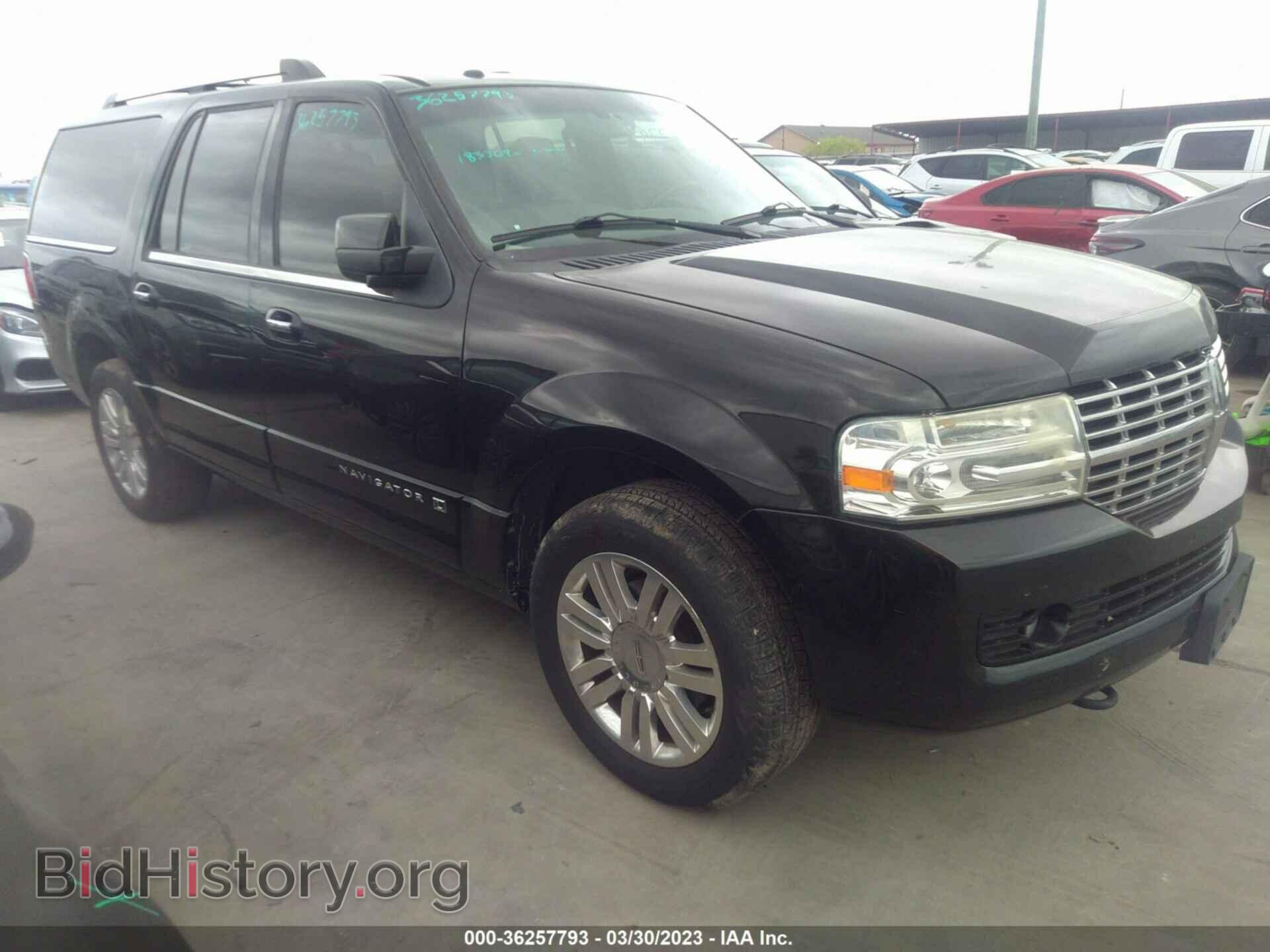 Photo 5LMJJ3H57CEL08754 - LINCOLN NAVIGATOR L 2012
