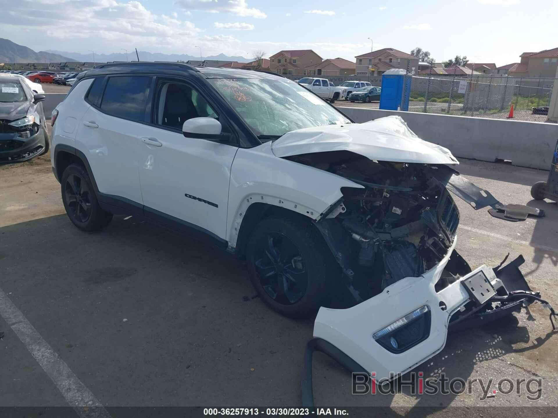 Фотография 3C4NJCBB8JT318486 - JEEP COMPASS 2018