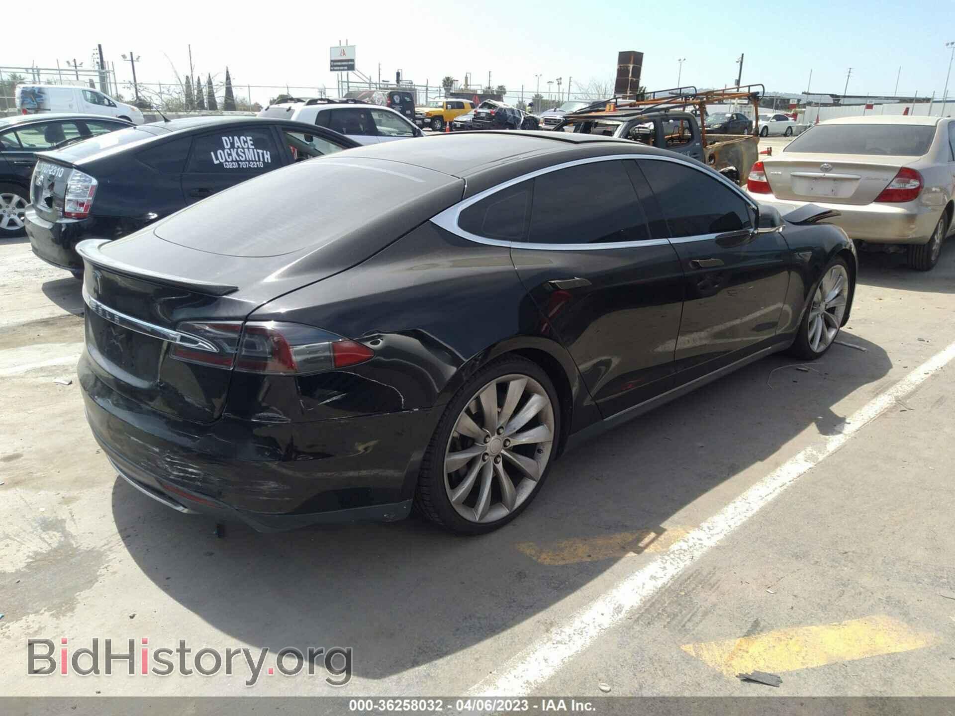 2013 TESLA MODEL S - VIN: 5YJSA1DG6DFP11096 - Photo 4