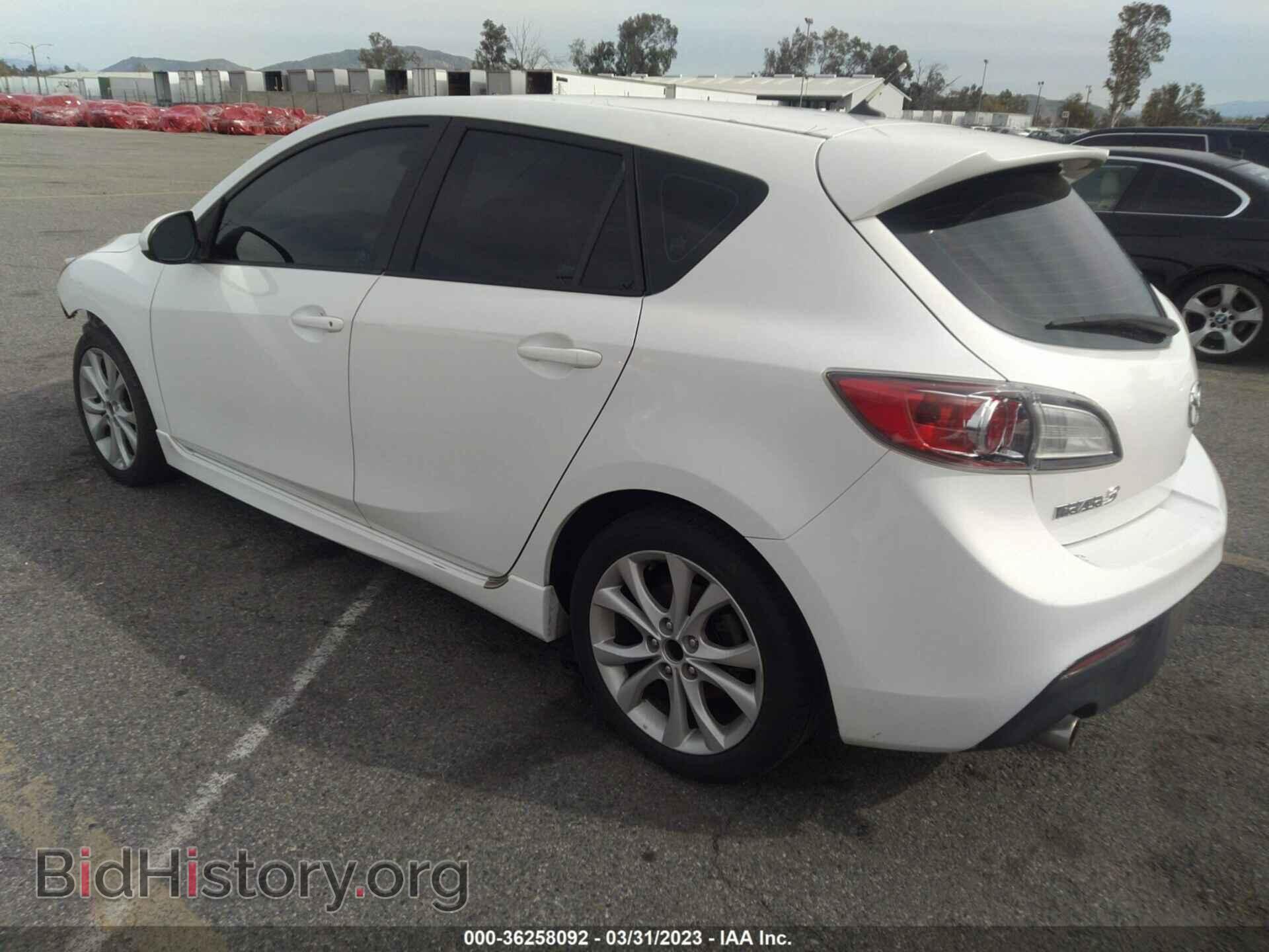2011 MAZDA MAZDA3 - VIN: JM1BL1K66B1403100 - Фото 3
