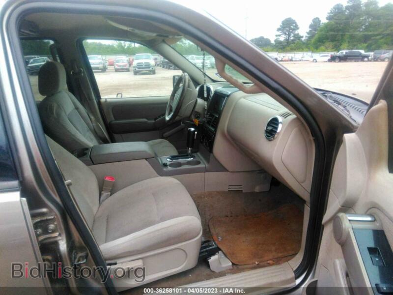 2006 Ford EXPLORER (VIN 1FMEU63E96UA85812) — фото 5 из 11