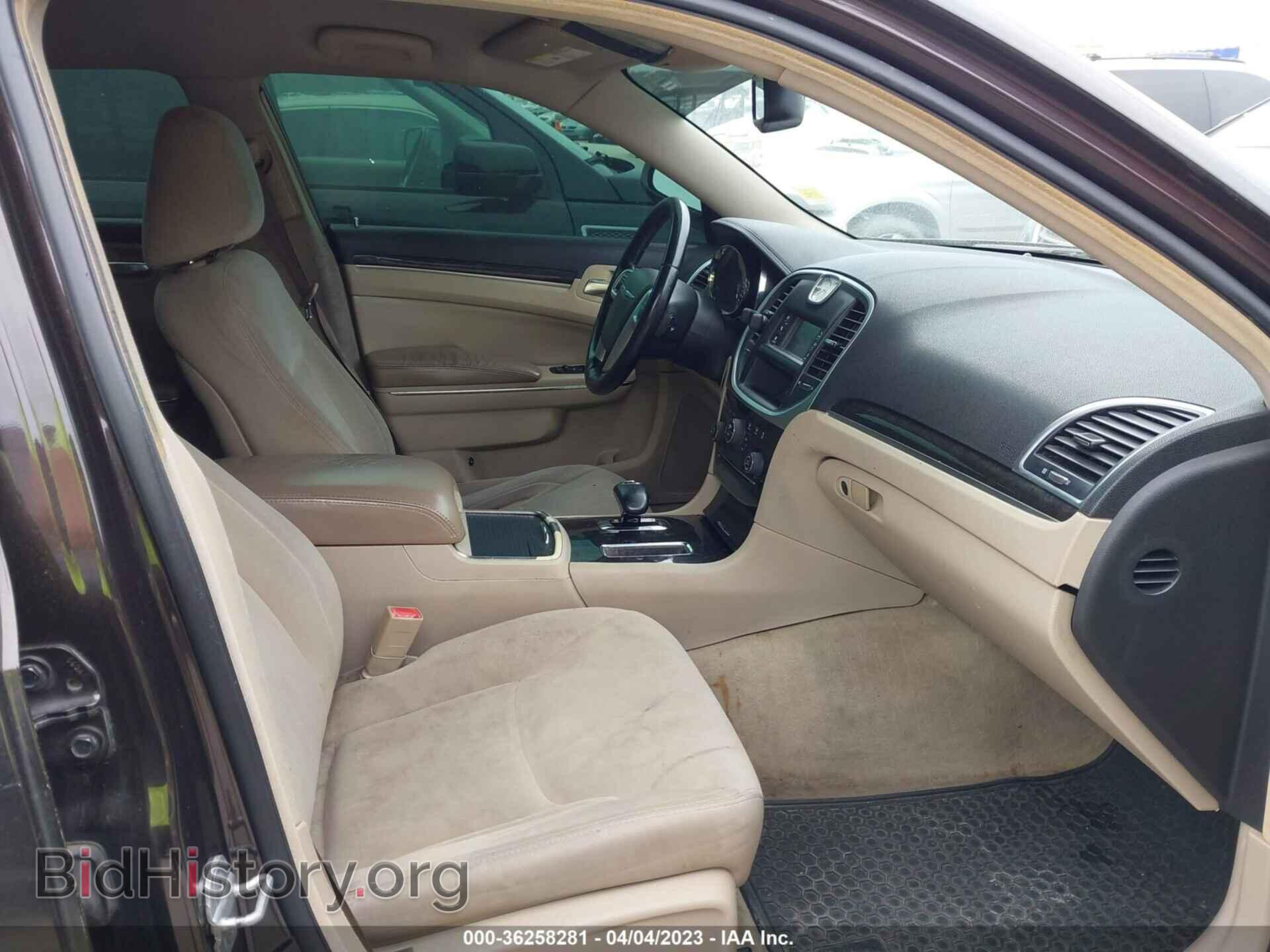 2012 CHRYSLER 300 - VIN: 2C3CCAAG2CH144529 - Photo 5