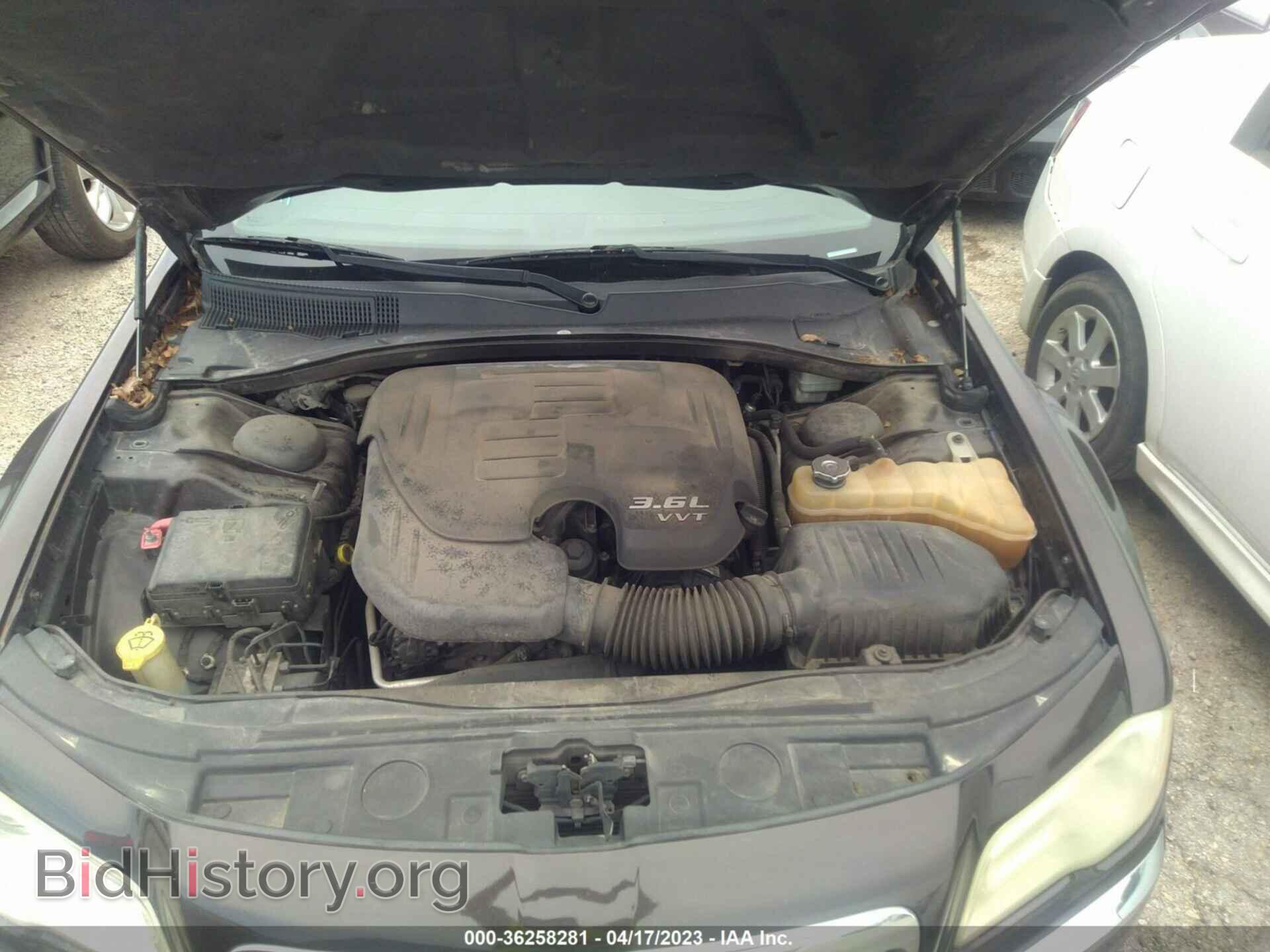 2012 CHRYSLER 300 - VIN: 2C3CCAAG2CH144529 - Photo 10