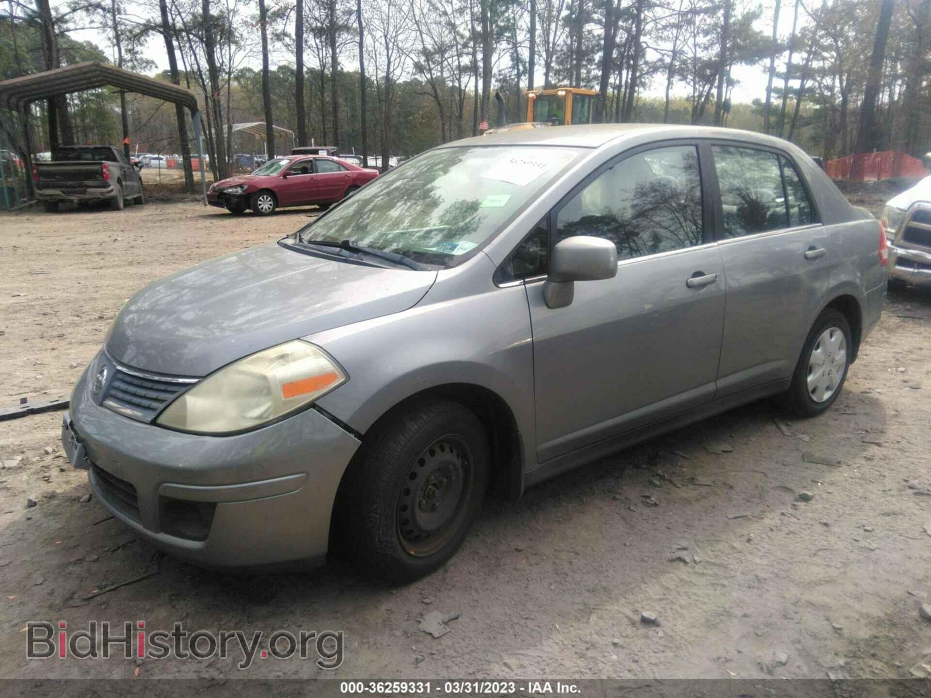 2009 NISSAN VERSA - VIN: 3N1BC11E39L372631 - Фото 2