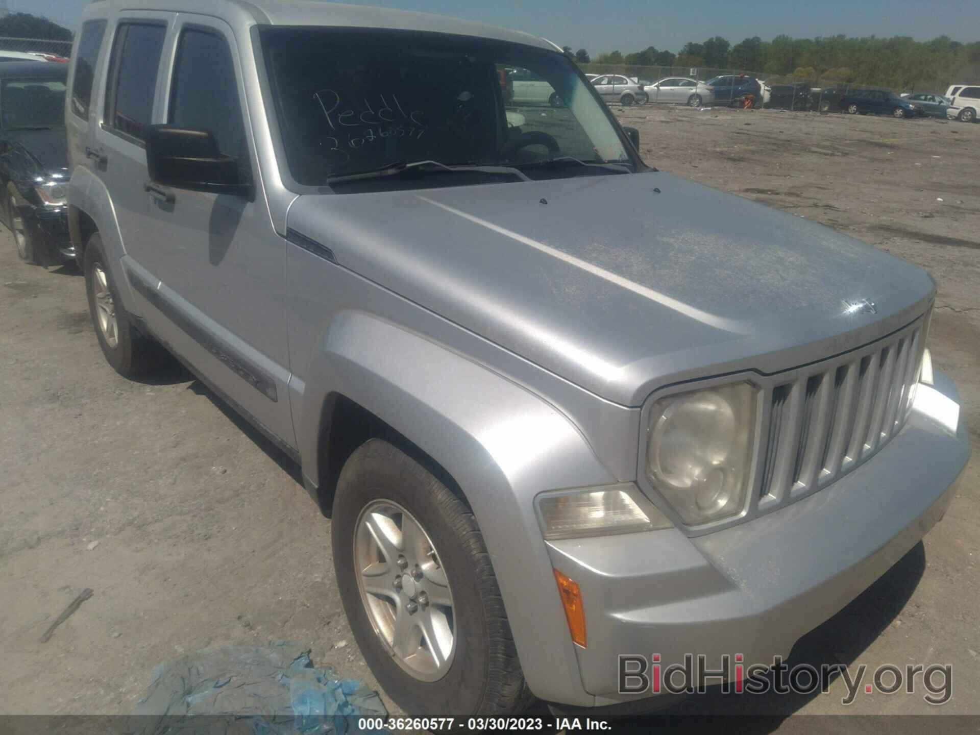 Photo 1J4PP2GK4BW524579 - JEEP LIBERTY 2011