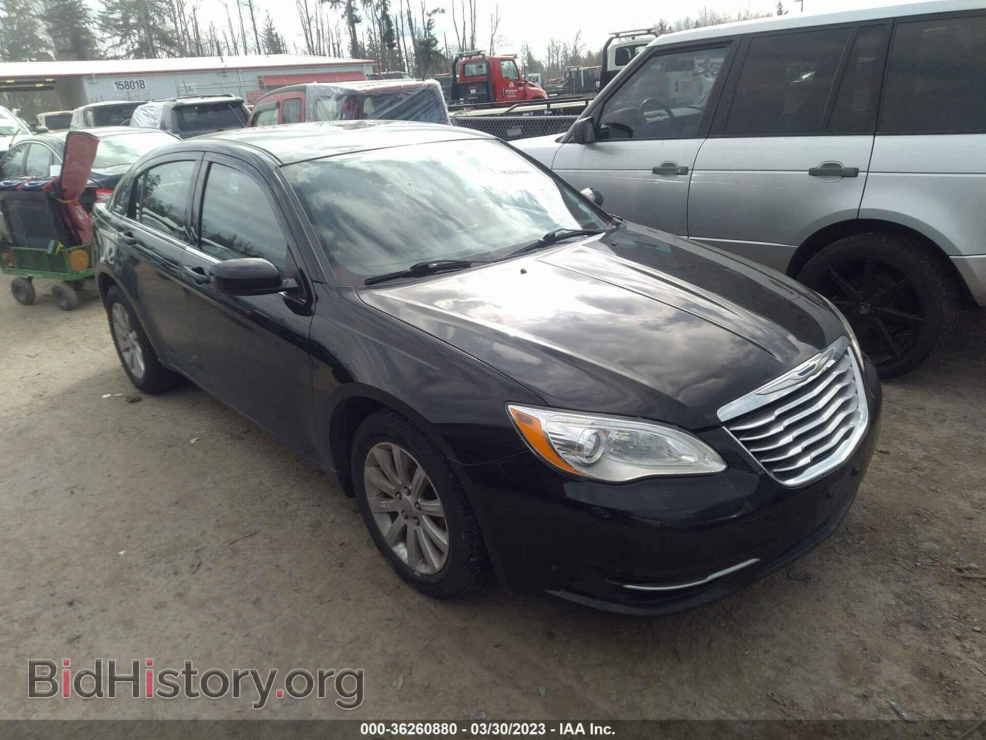 Фотография 1C3CCBBBXDN764532 - CHRYSLER 200 2013