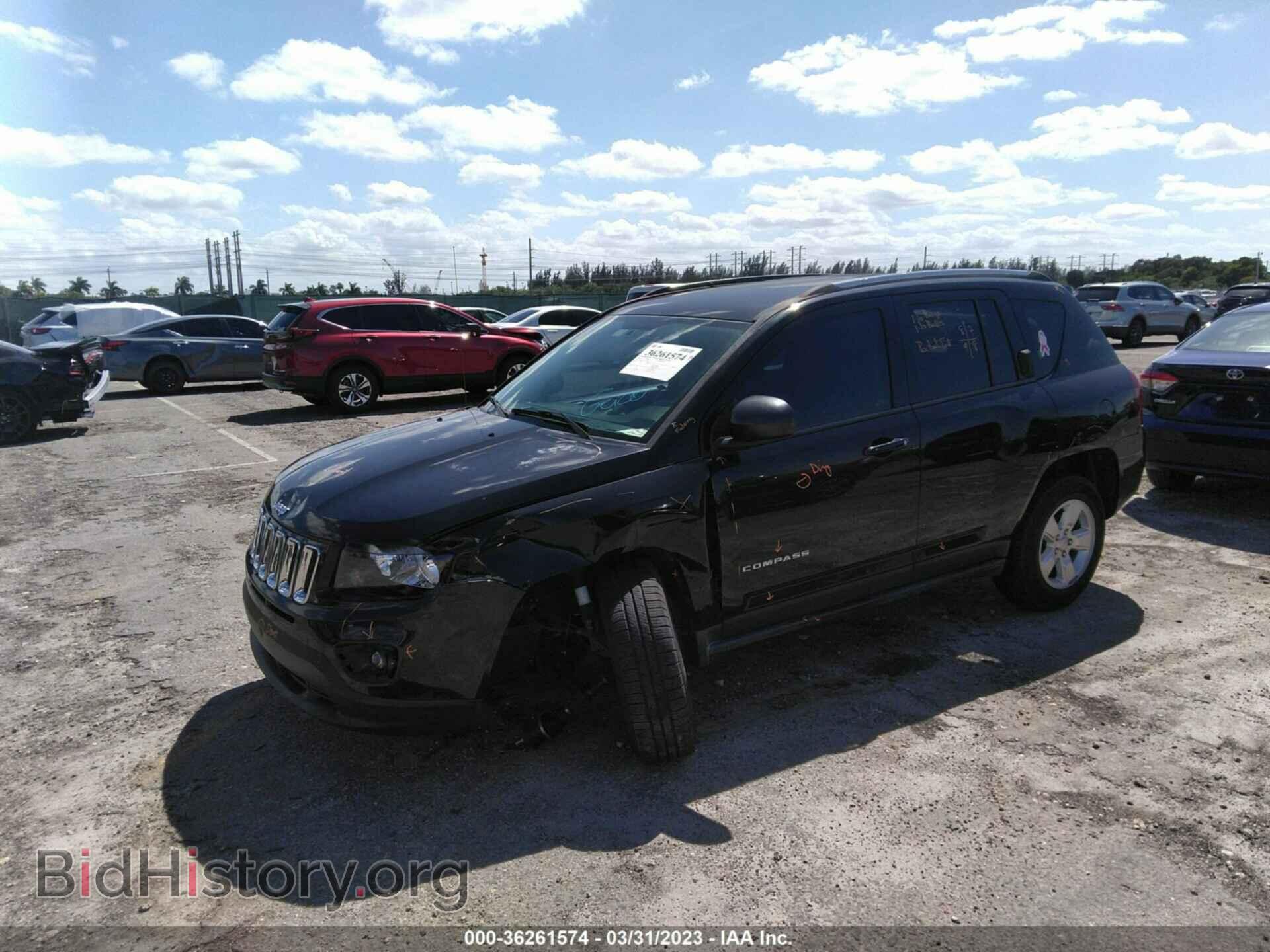 2014 JEEP COMPASS - VIN: 1C4NJCBA1ED772405 - Фото 2