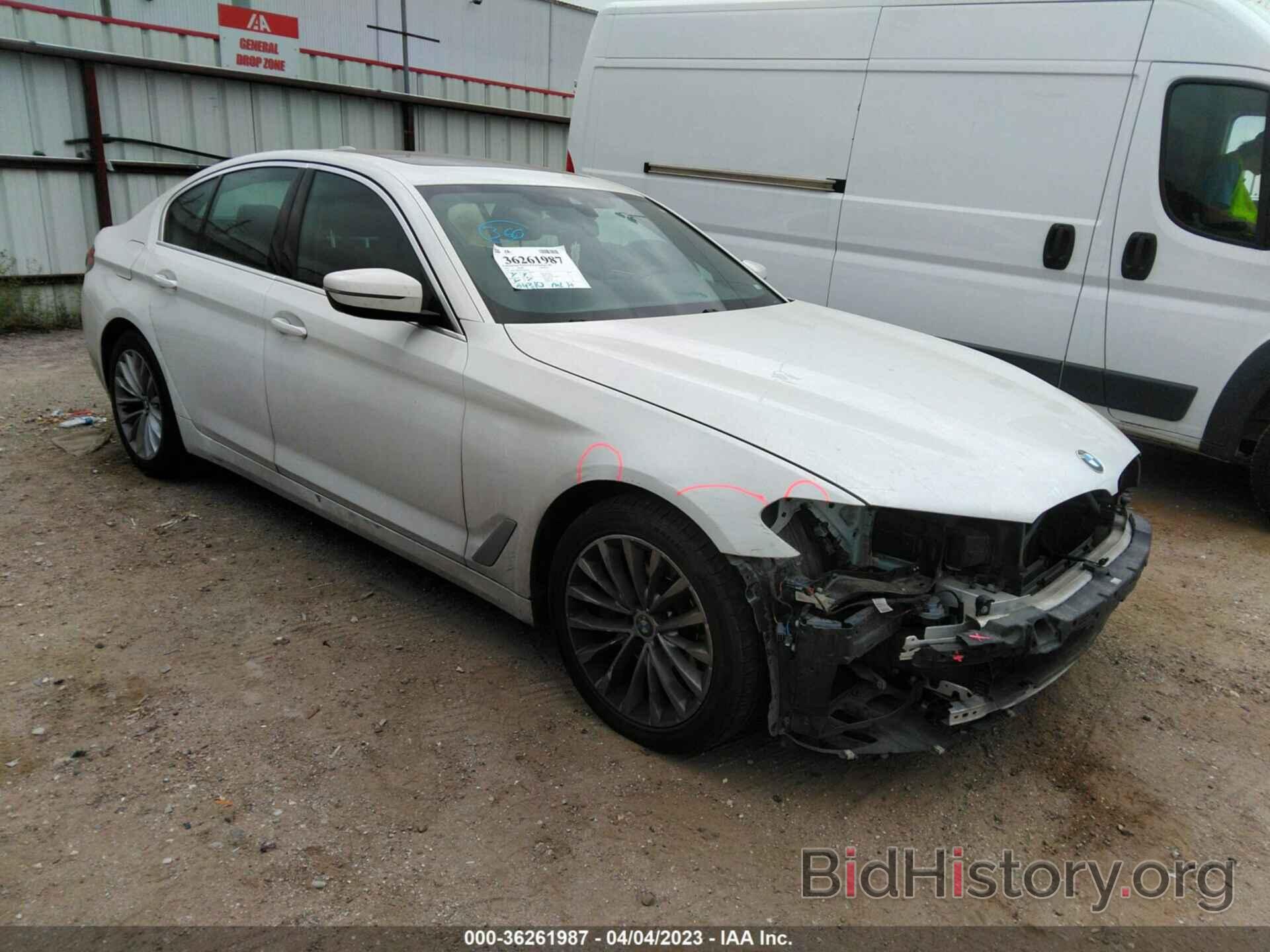 Photo WBA53BH07MWX01664 - BMW 5 SERIES 2021