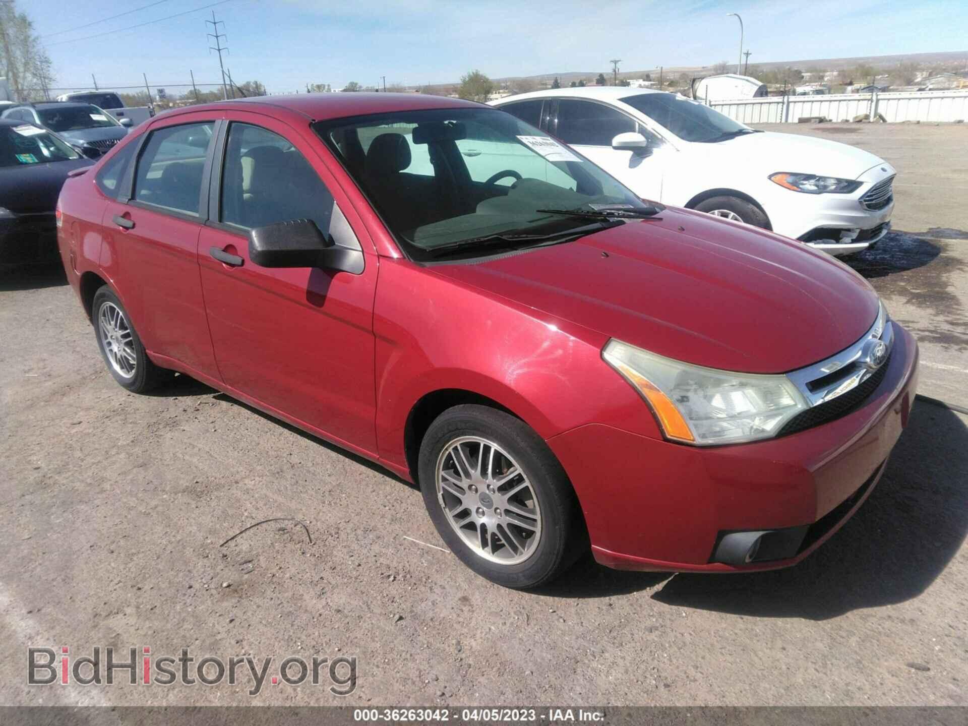 Photo 1FAHP3FN0BW160436 - FORD FOCUS 2011