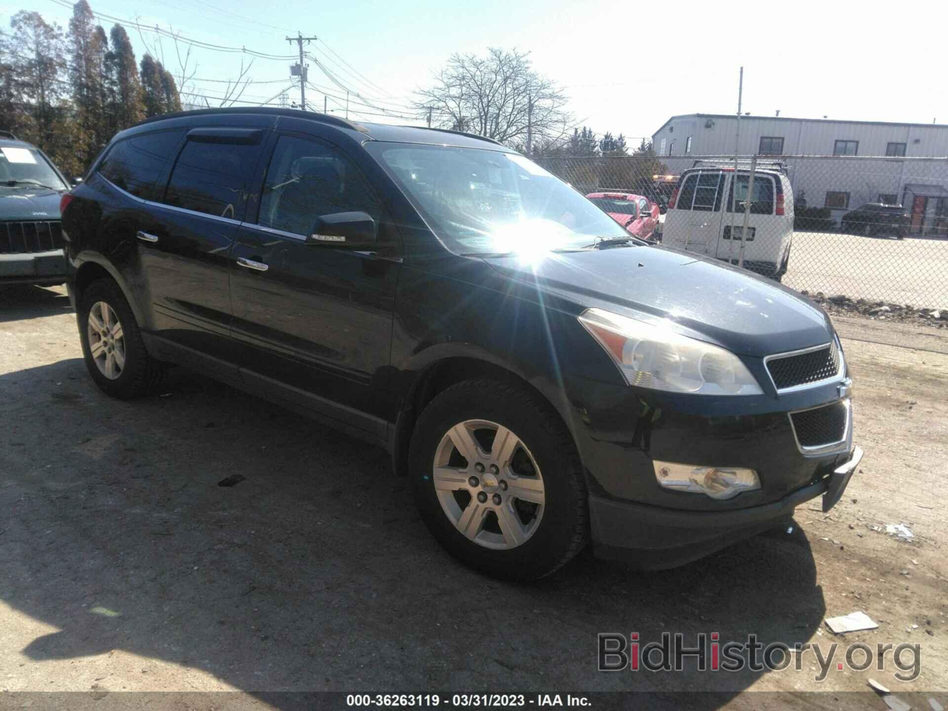 Photo 1GNKVGED6BJ284267 - CHEVROLET TRAVERSE 2011