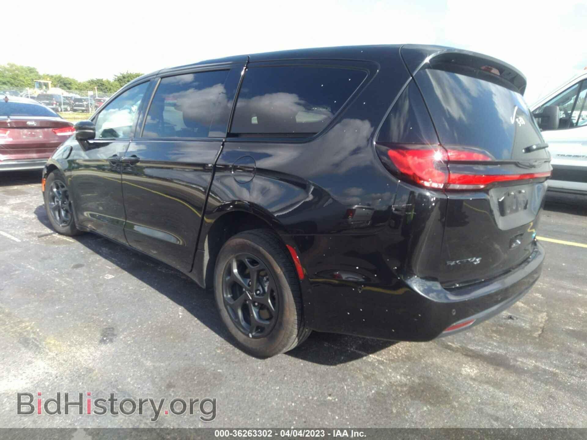 2022 CHRYSLER PACIFICA - VIN: 2C4RC1S78NR137103 - Фото 3