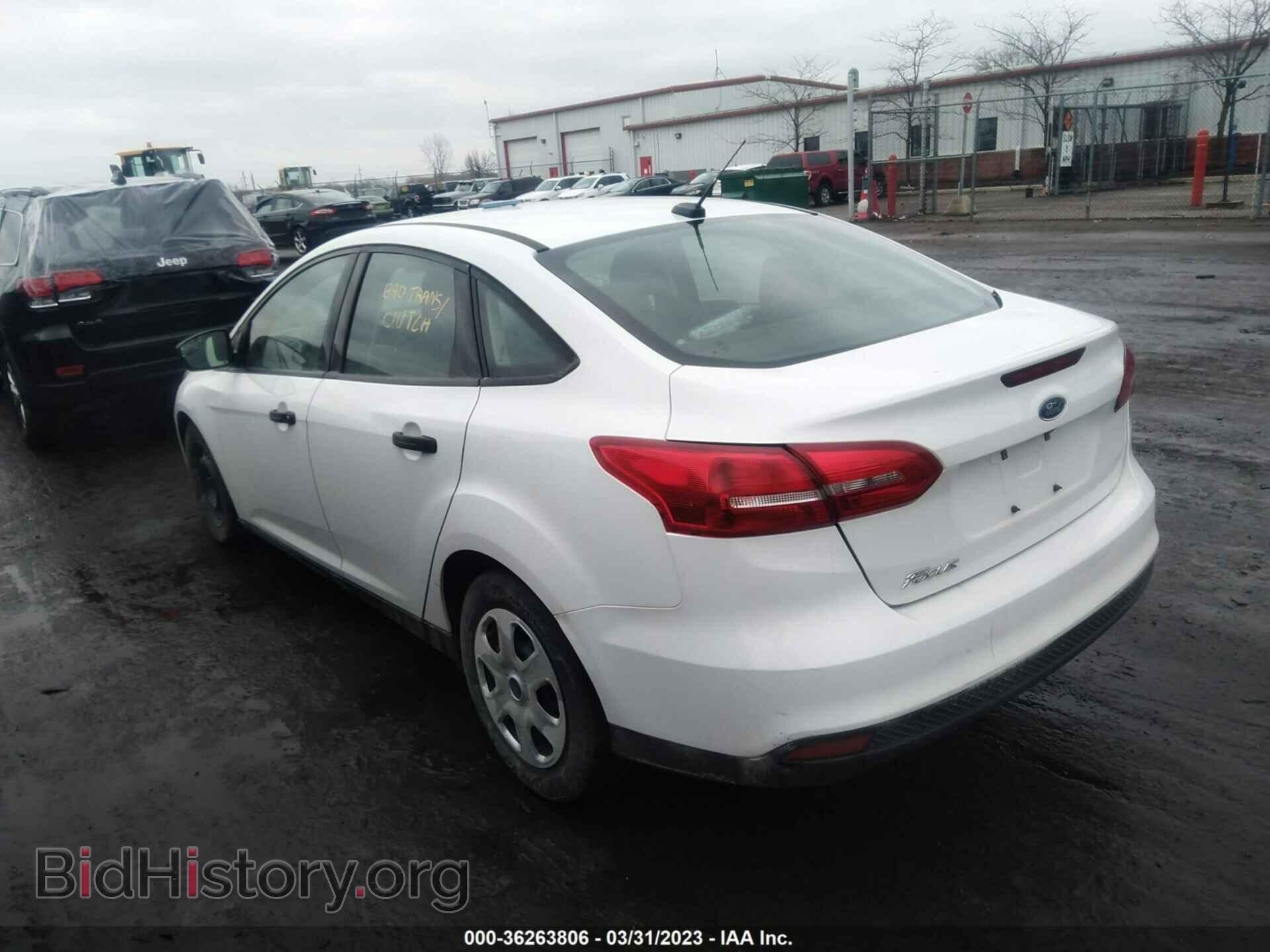 2017 FORD FOCUS - VIN: 1FADP3E22HL253359 - Фото 3