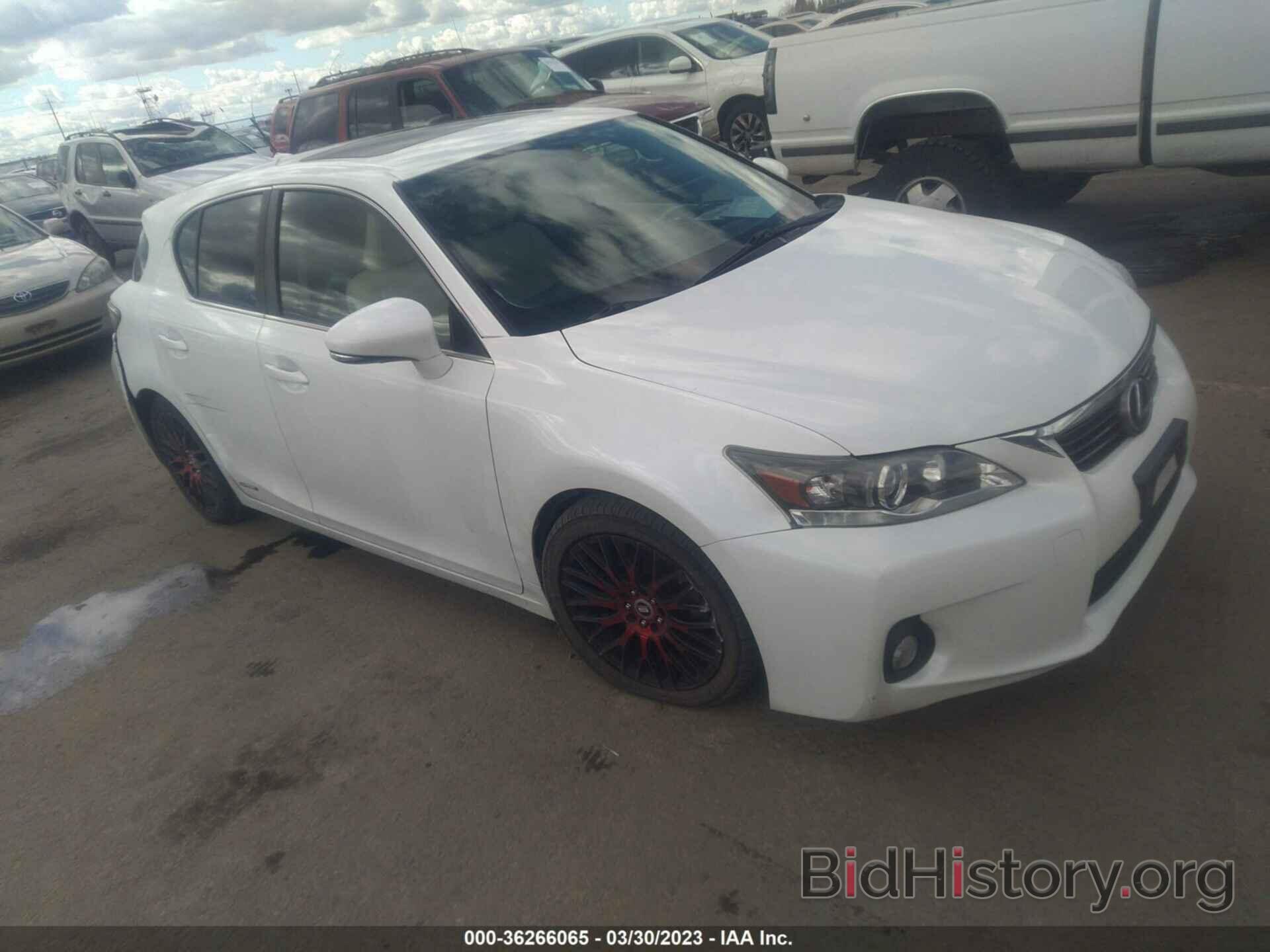 Photo JTHKD5BH1B2044270 - LEXUS CT 200H 2011