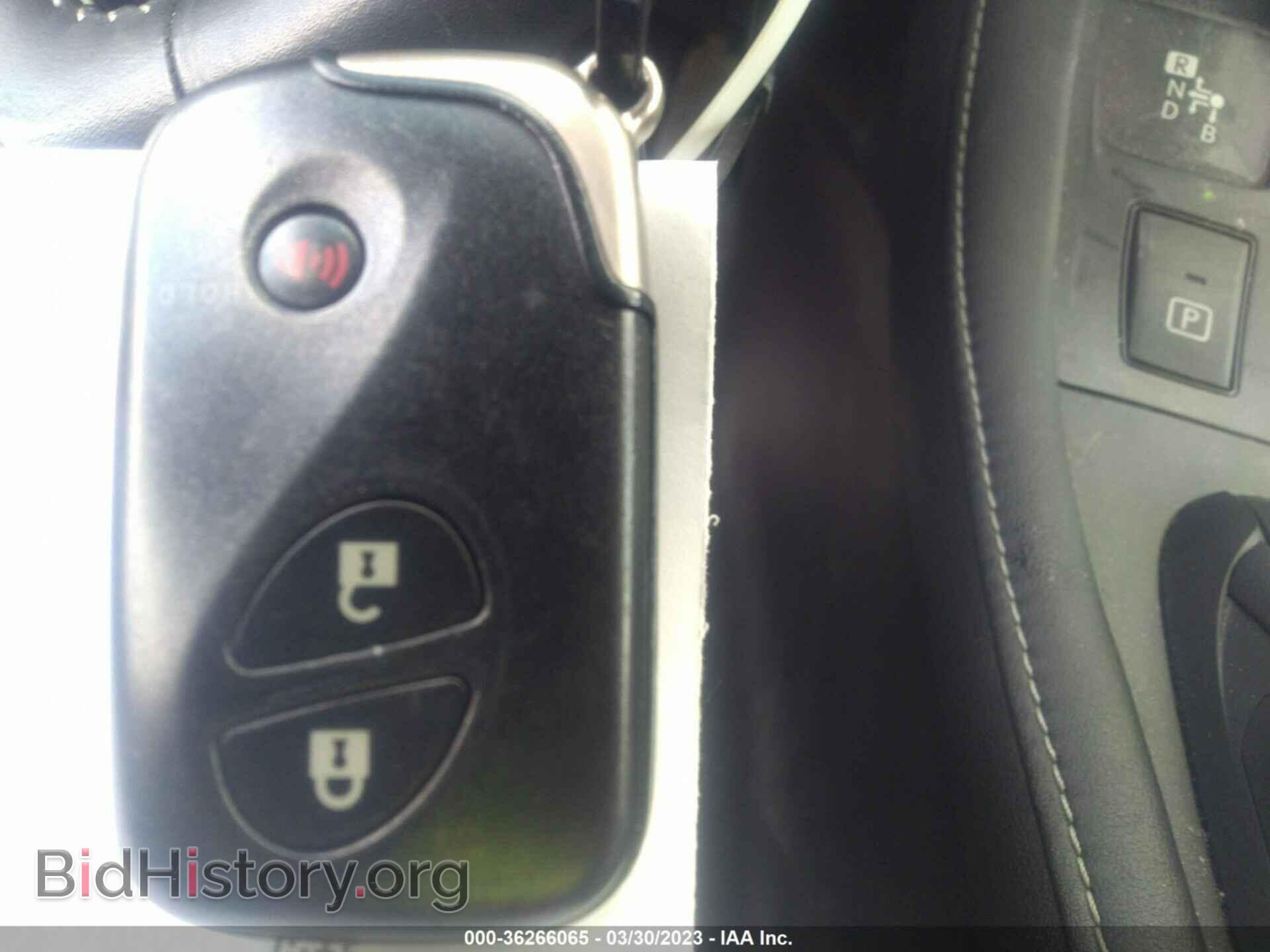 2011 LEXUS CT 200H - VIN: JTHKD5BH1B2044270 - Фото 11