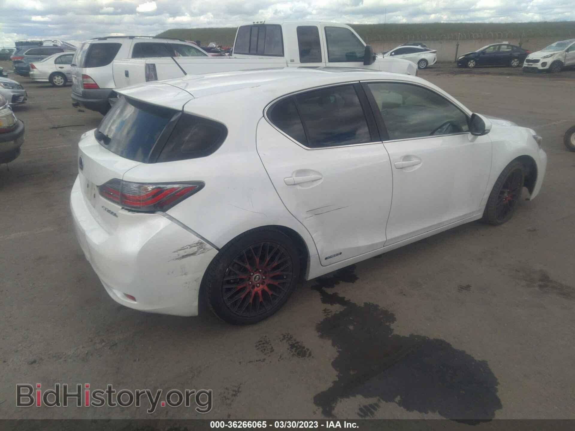 2011 LEXUS CT 200H - VIN: JTHKD5BH1B2044270 - Фото 4