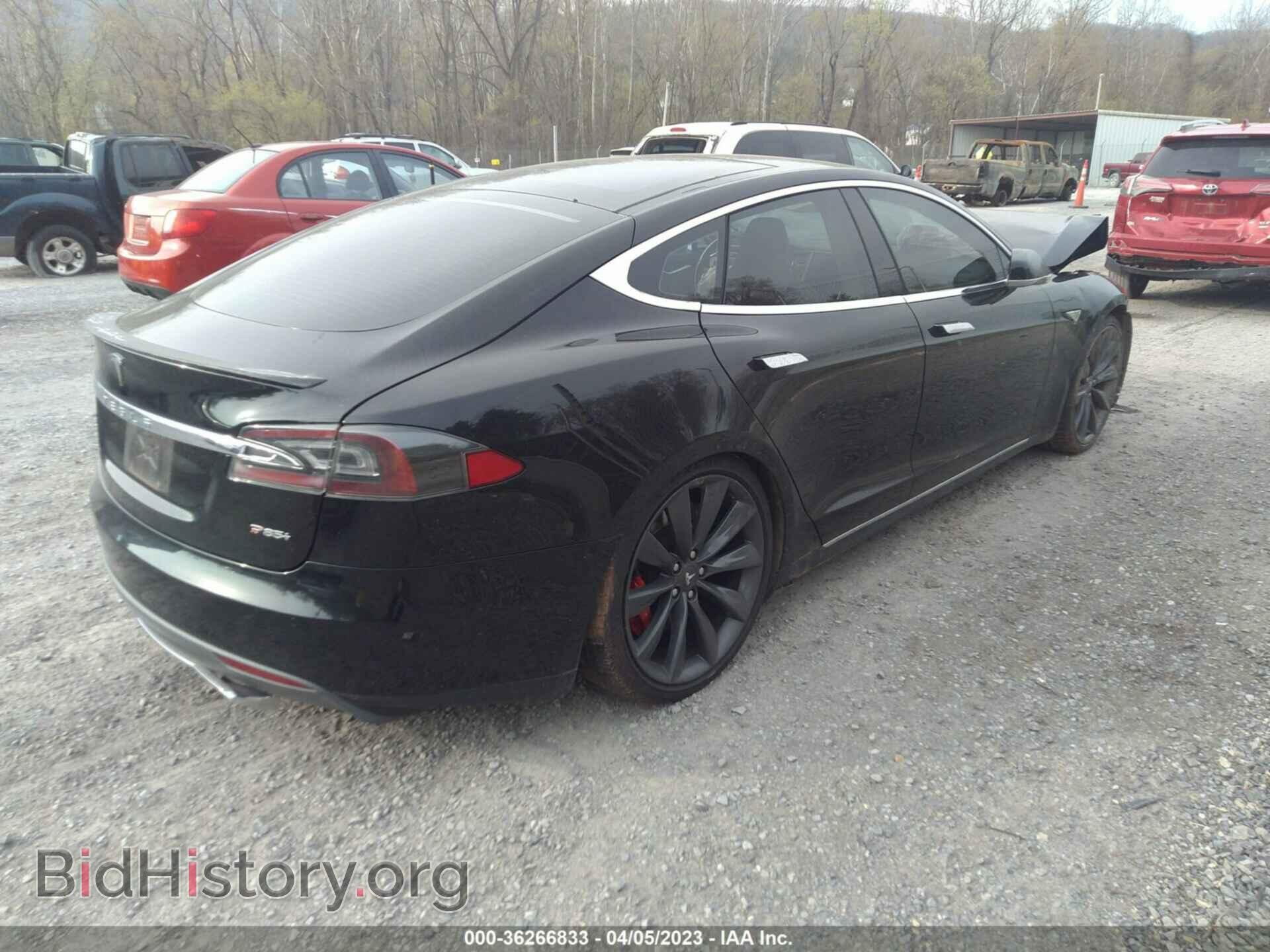 2013 TESLA MODEL S - VIN: 5YJSA1DPXDFP29360 - Photo 4