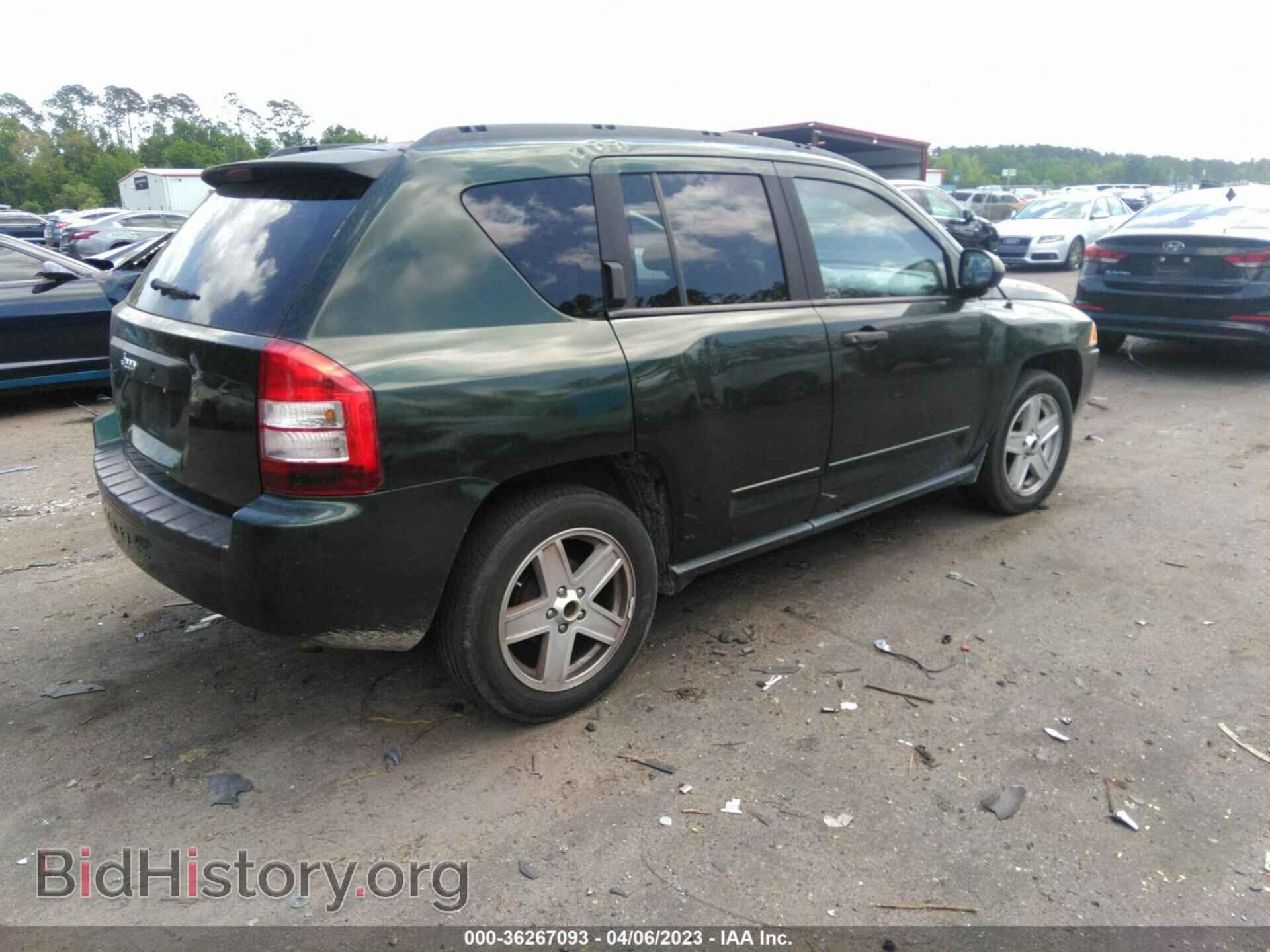 2010 JEEP COMPASS - VIN: 1J4NT1FB1AD658992 - Фото 4
