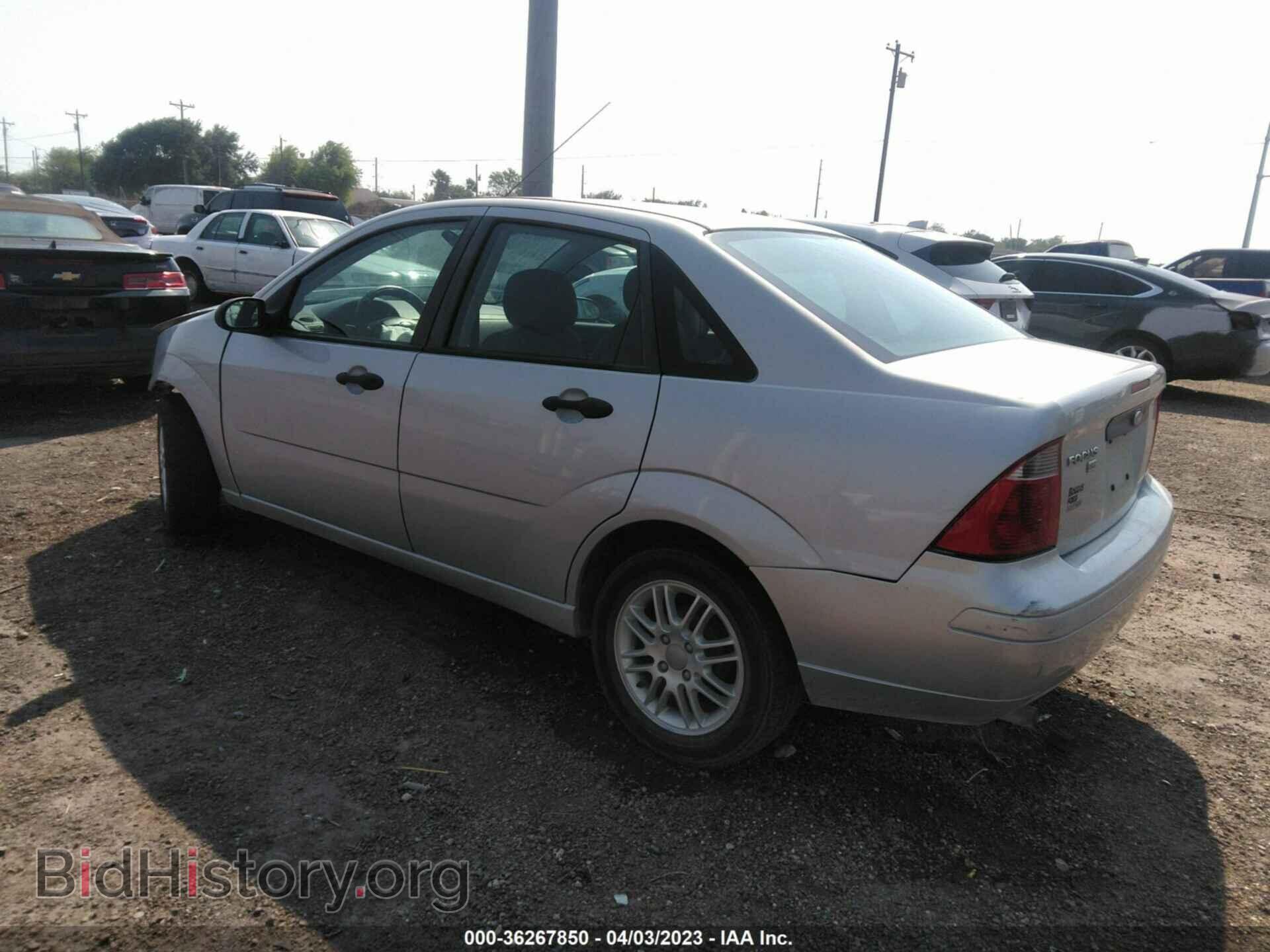 2007 FORD FOCUS - VIN: 1FAFP34N67W365745 - Фото 3