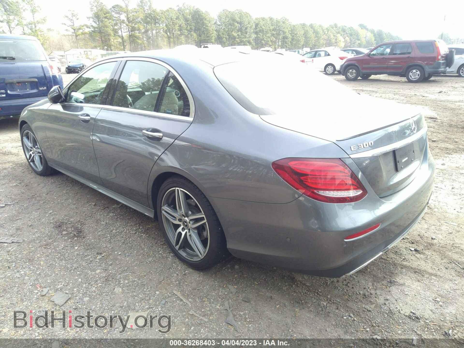2019 MERCEDES-BENZ E-CLASS - VIN: WDDZF4JB6KA563764 - Фото 3