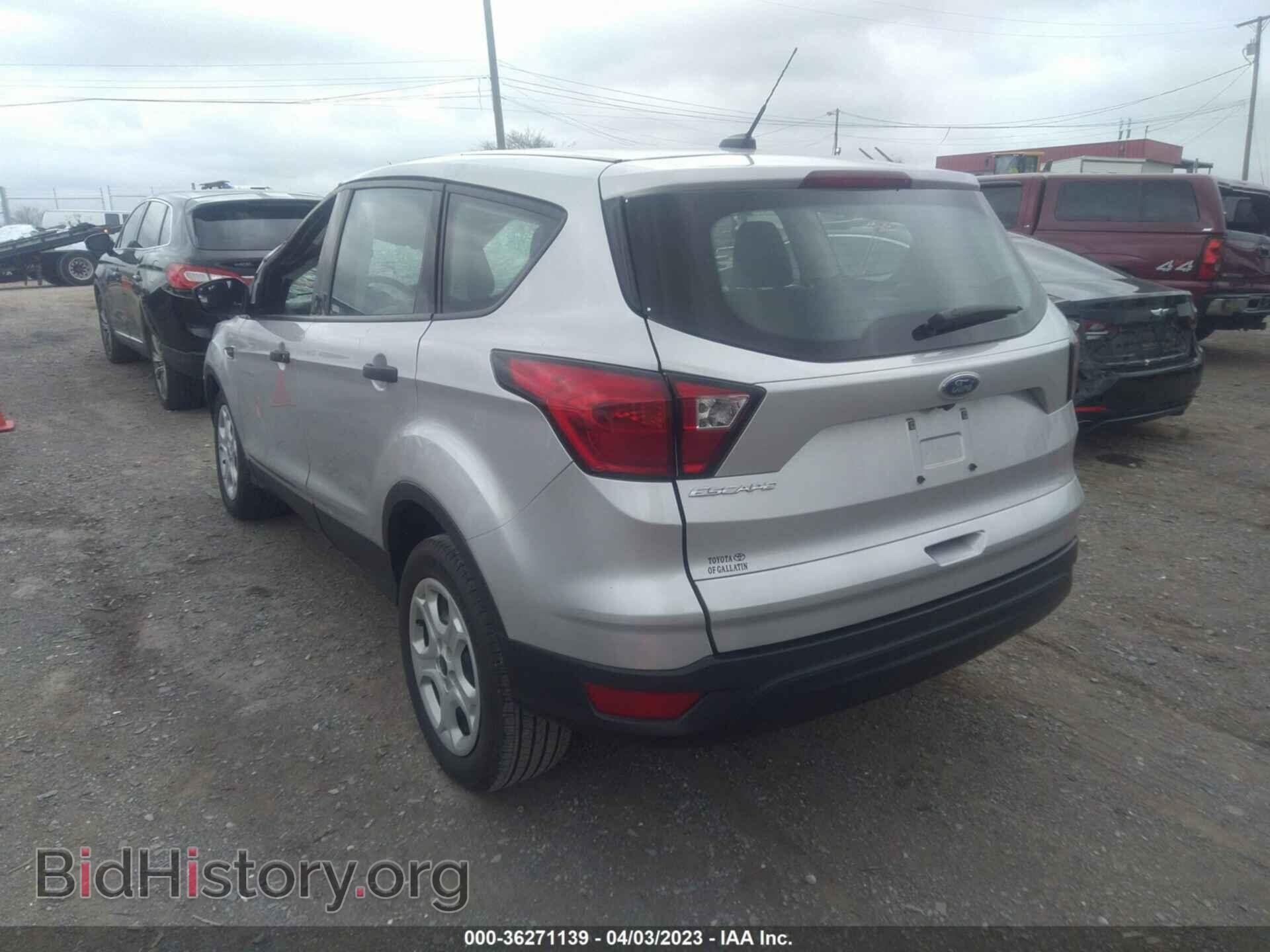 2019 FORD ESCAPE - VIN: 1FMCU0F70KUC20154 - Фото 3