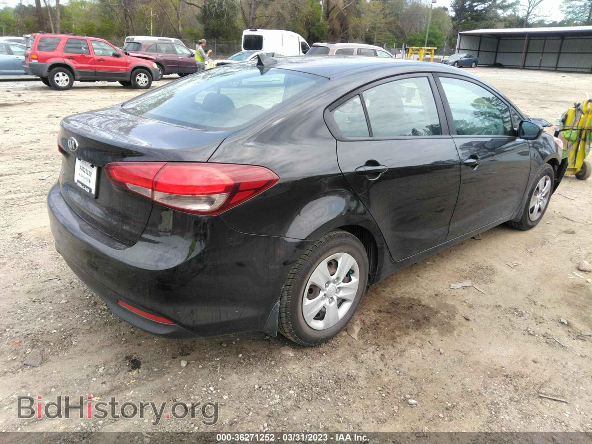 2017 KIA FORTE - VIN: 3KPFK4A77HE076566 - Фото 4