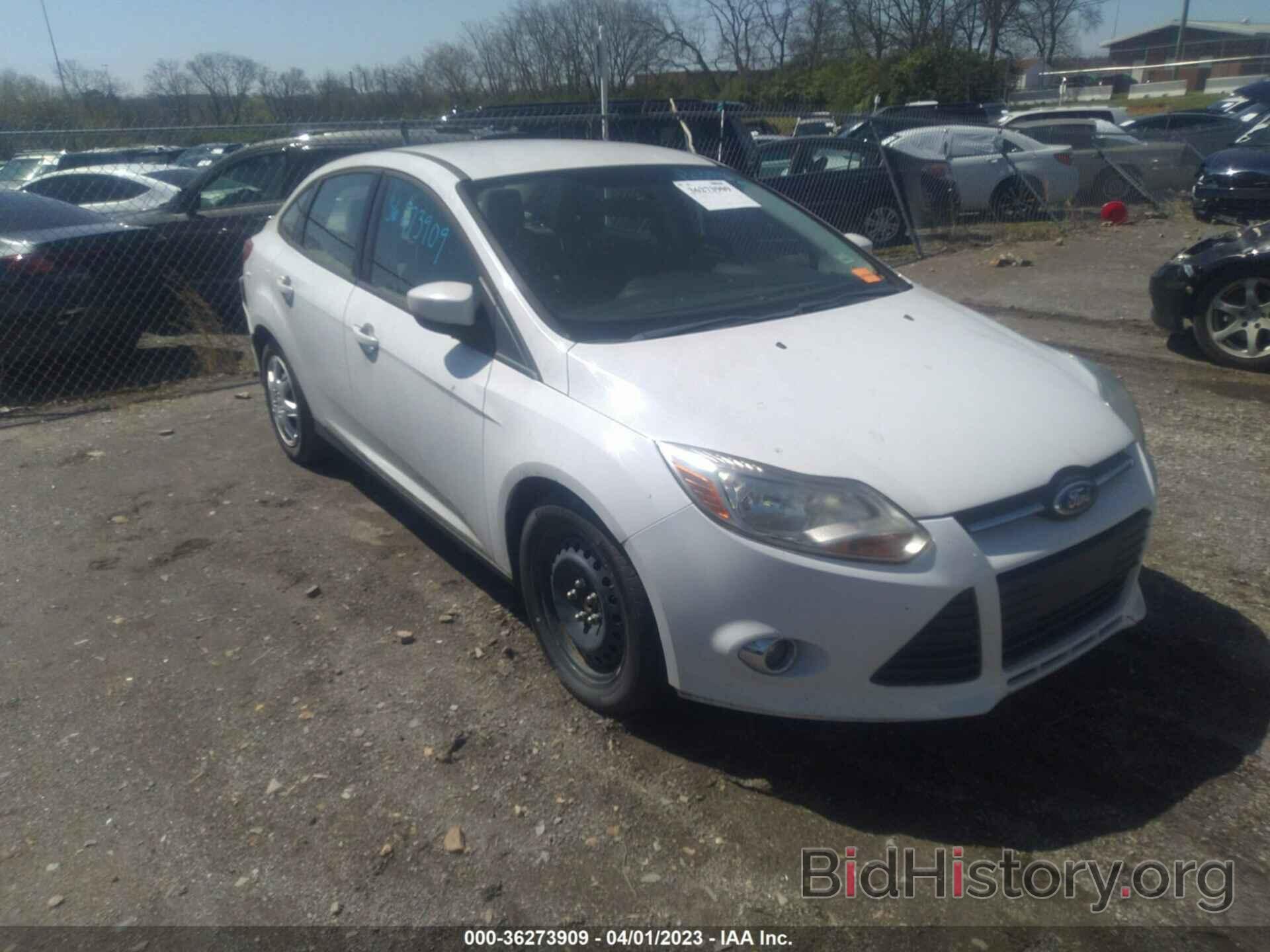 Photo 1FAHP3F2XCL263582 - FORD FOCUS 2012