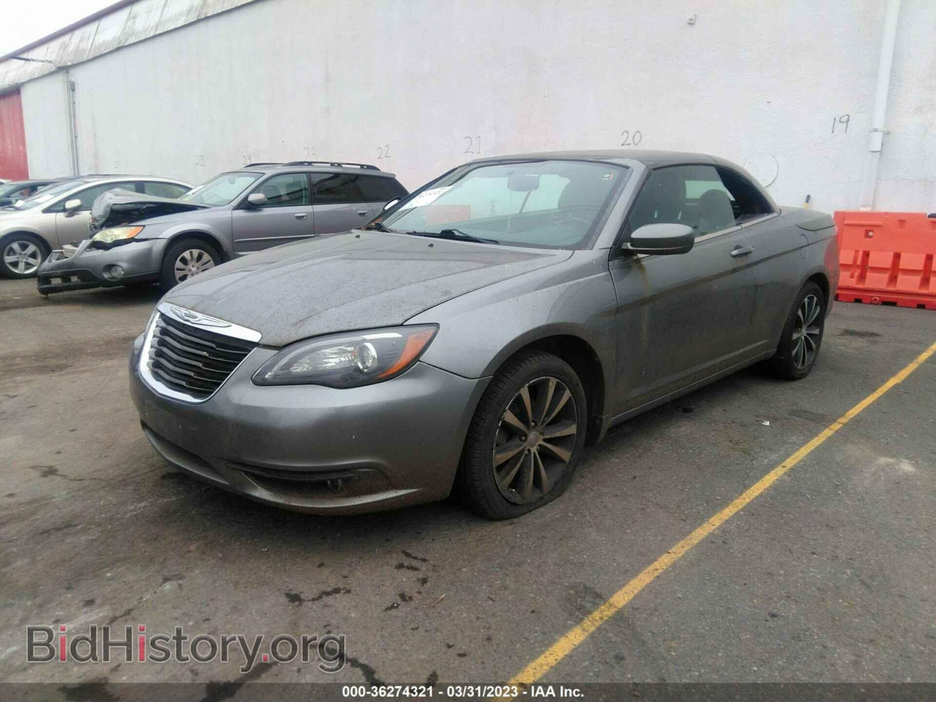 2011 CHRYSLER 200 - VIN: 1C3BC8EG3BN597417 - Фото 2