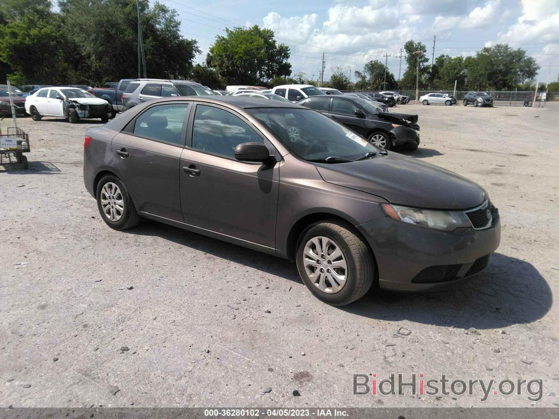 Photo KNAFU4A2XD5736262 - KIA FORTE 2013