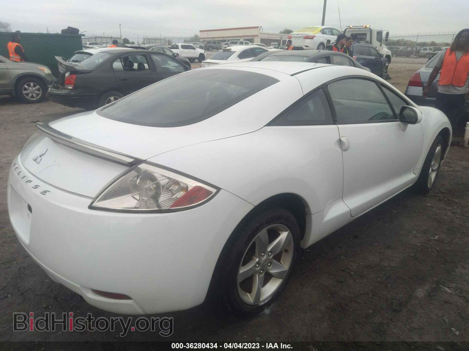 2008 MITSUBISHI ECLIPSE - VIN: 4A3AK24F28E006550 - Photo 4