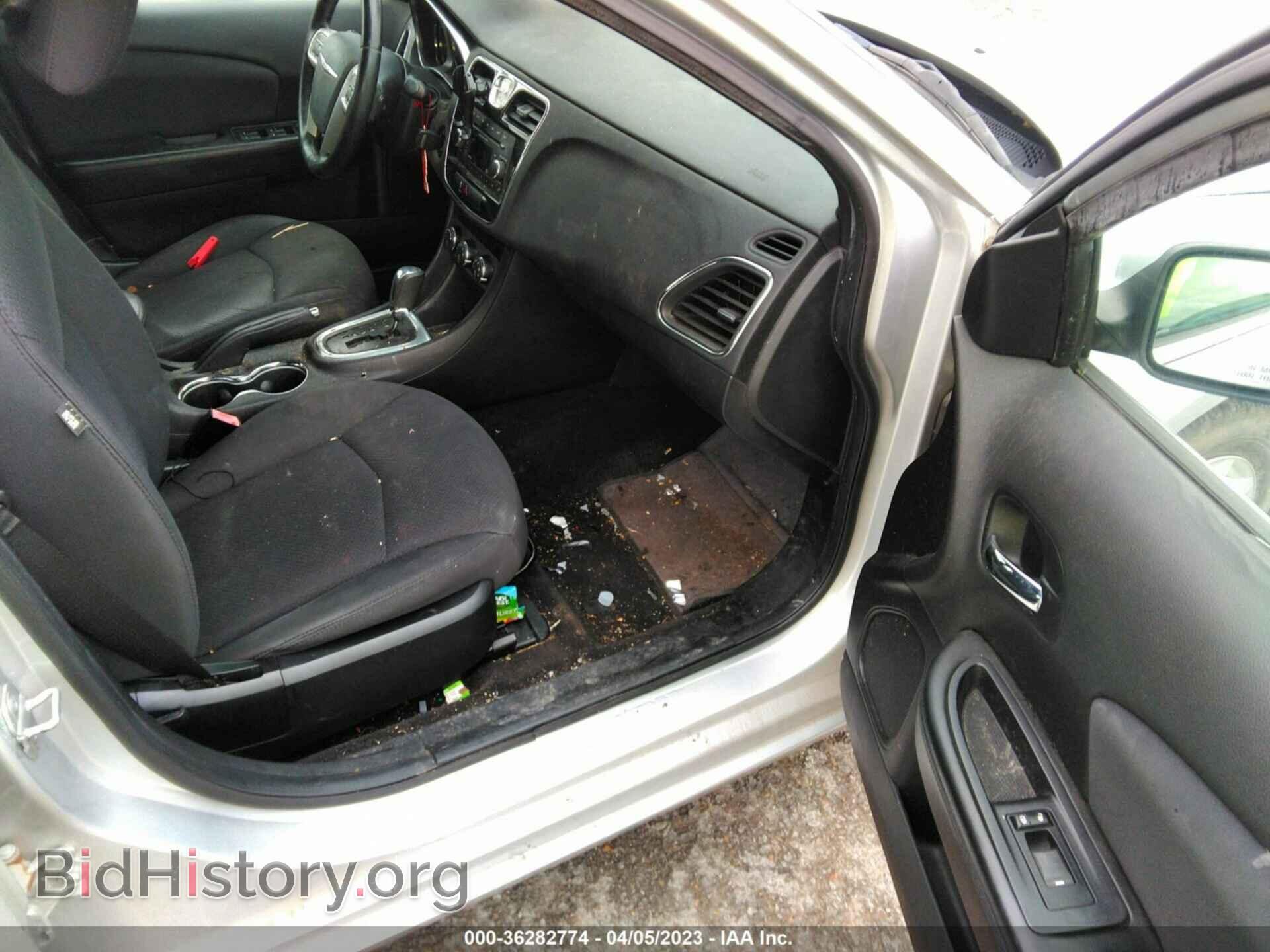 2012 CHRYSLER 200 - VIN: 1C3CCBBB0CN302432 - Photo 5