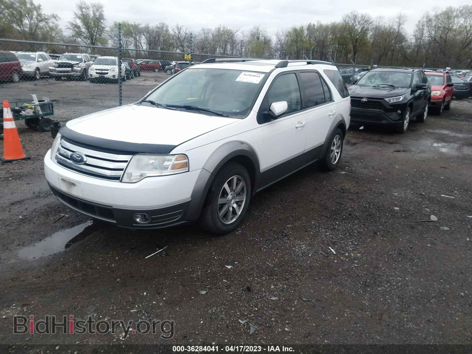 2008 FORD TAURUS X - VIN: 1FMDK05W08GA04203 - Фото 2