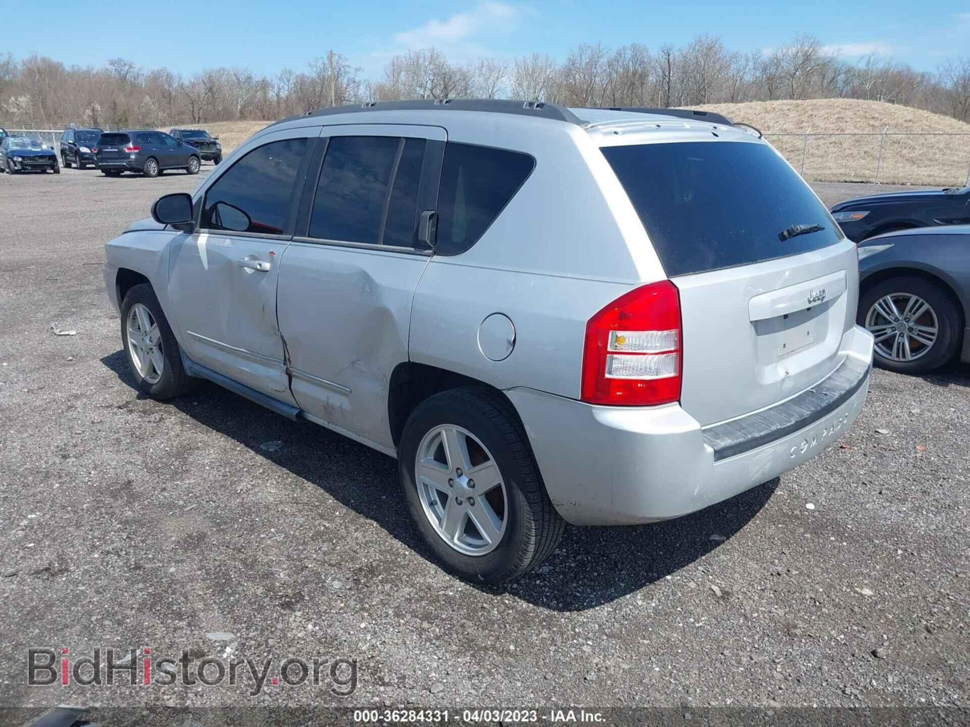 2010 JEEP COMPASS - VIN: 1J4NT4FB4AD585277 - Фото 3