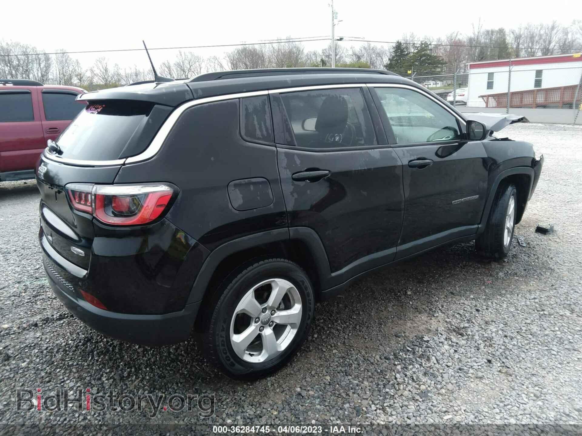 2019 JEEP COMPASS - VIN: 3C4NJDBB4KT684095 - Фото 4