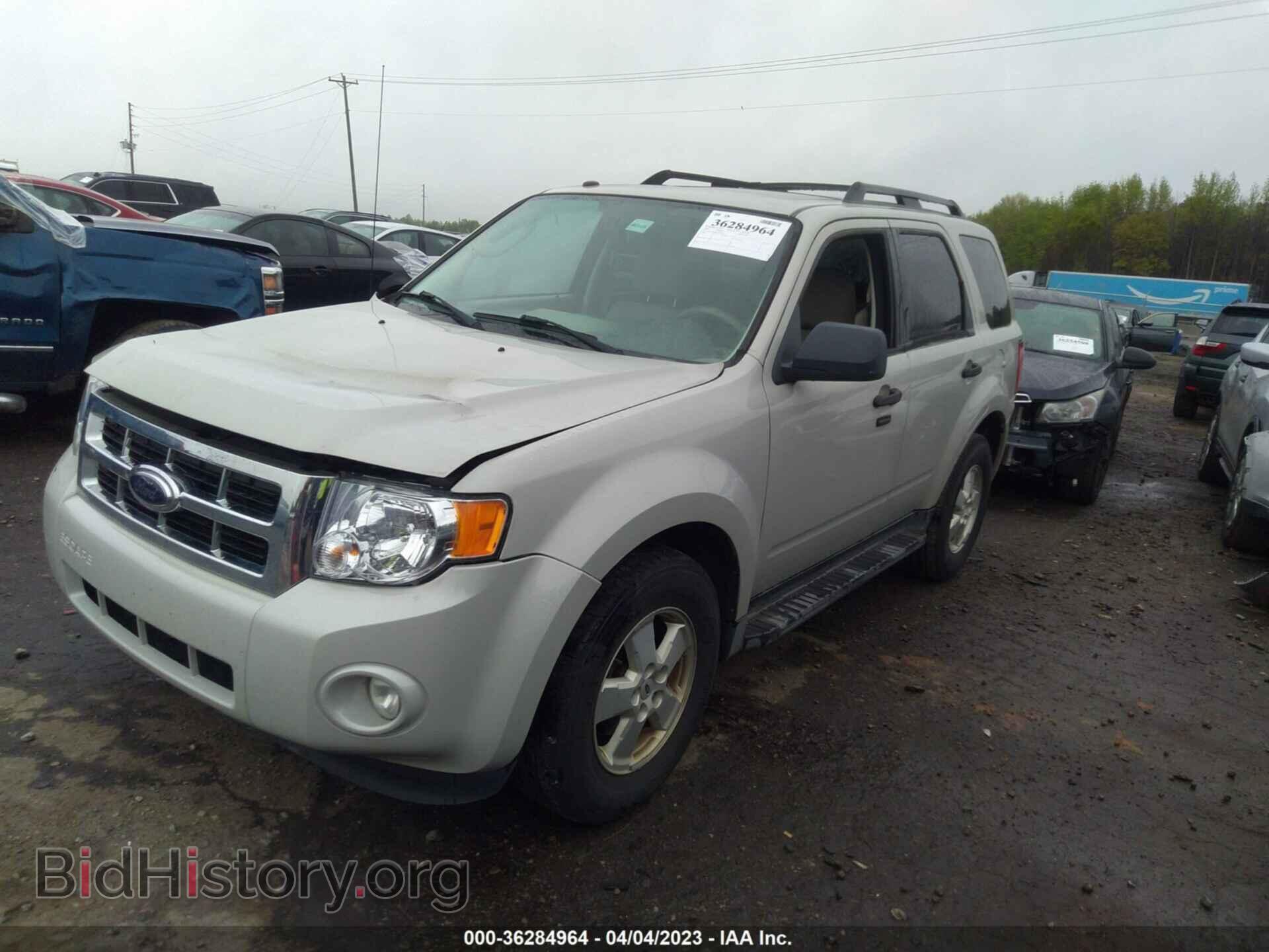 2009 FORD ESCAPE - VIN: 1FMCU03789KD07228 - Фото 2