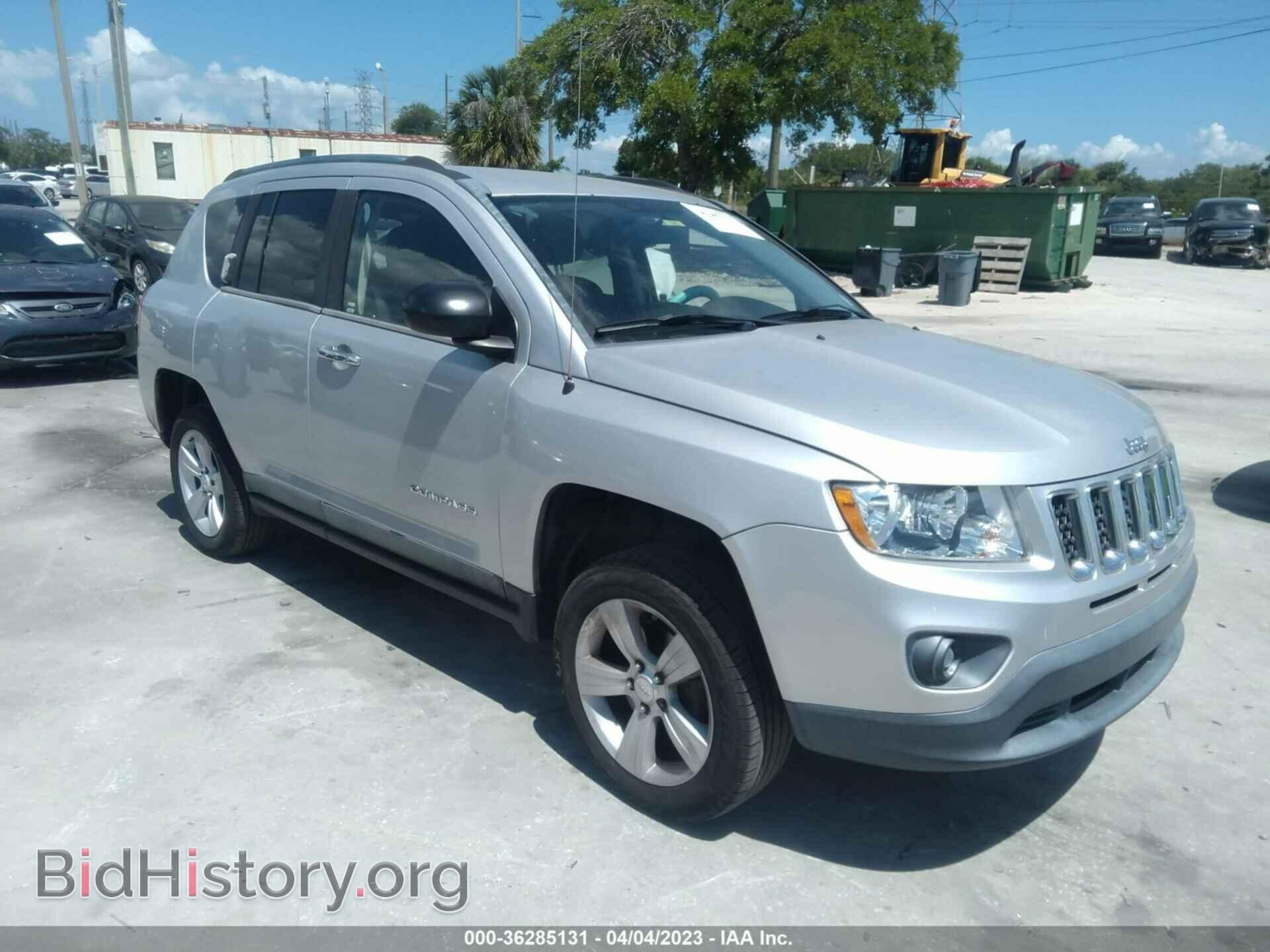 Photo 1J4NT1FA8BD160068 - JEEP COMPASS 2011
