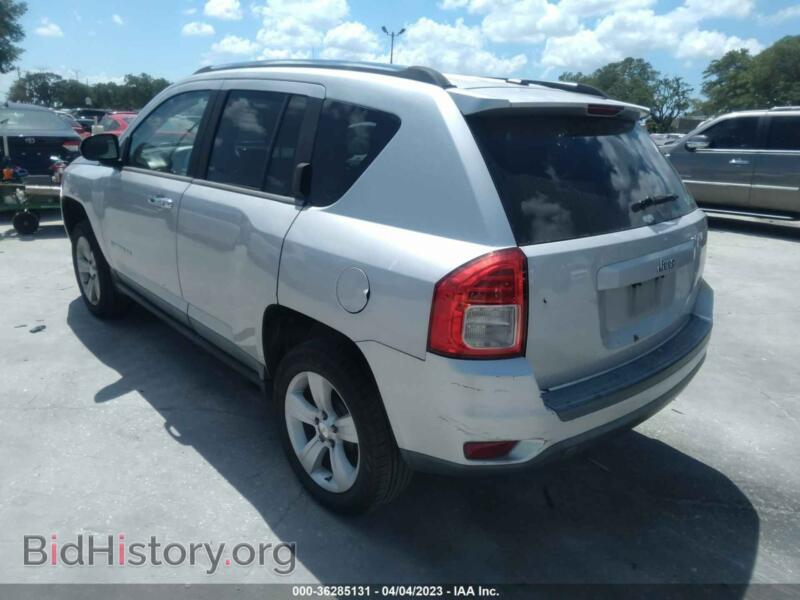 2011 Jeep COMPASS (VIN 1J4NT1FA8BD160068) — фото 3 из 11
