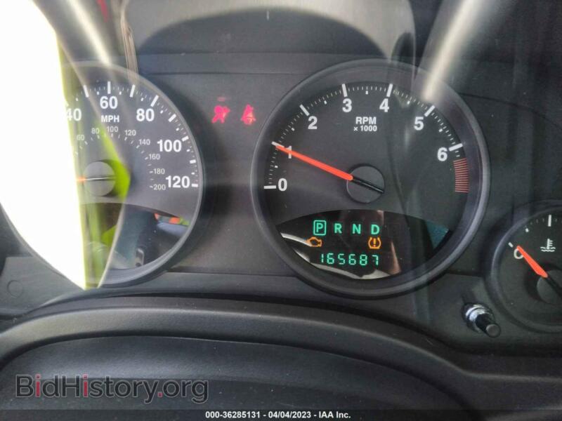 2011 Jeep COMPASS (VIN 1J4NT1FA8BD160068) — фото 7 из 11