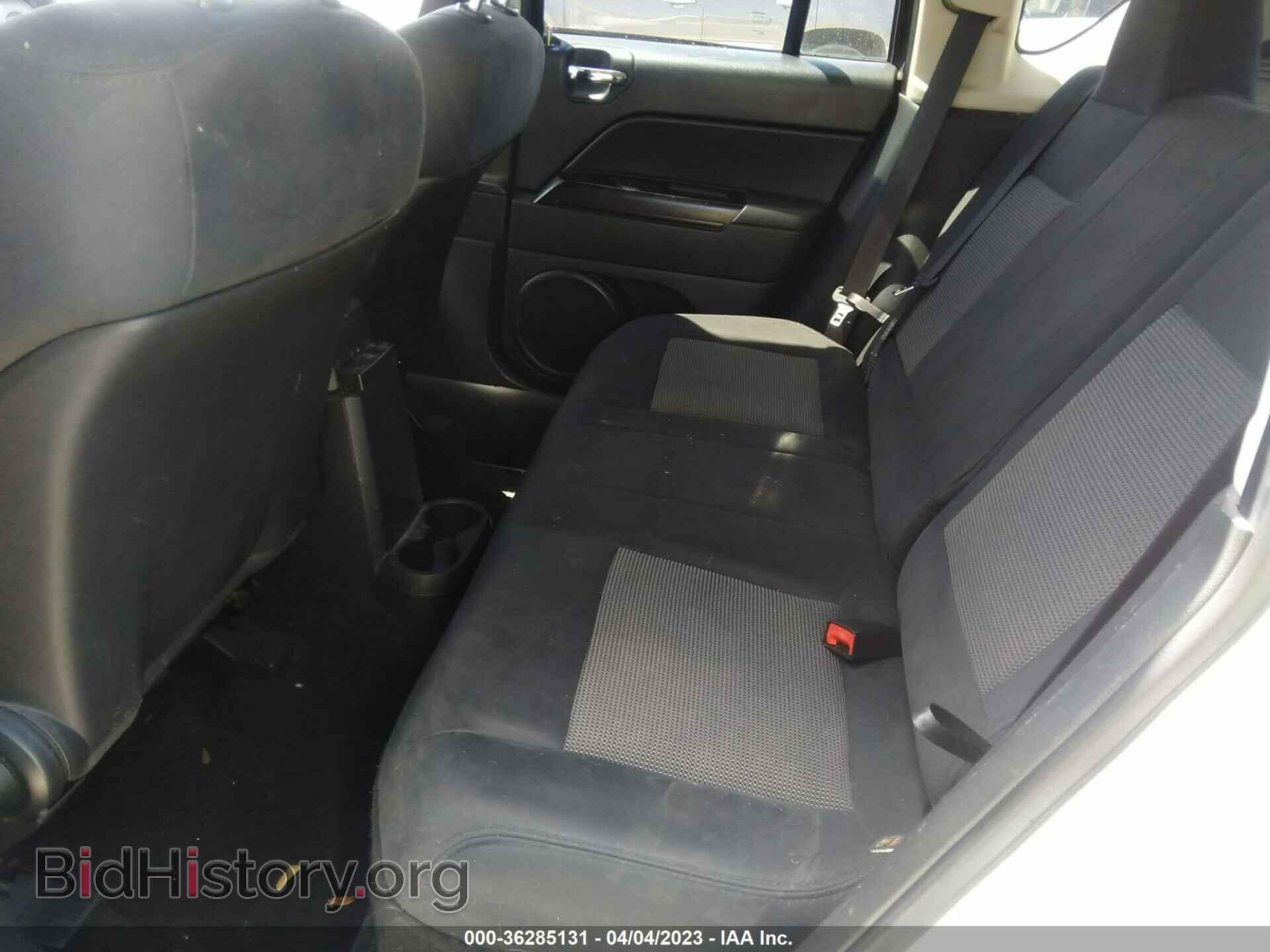2011 JEEP COMPASS - VIN: 1J4NT1FA8BD160068 - Photo 8