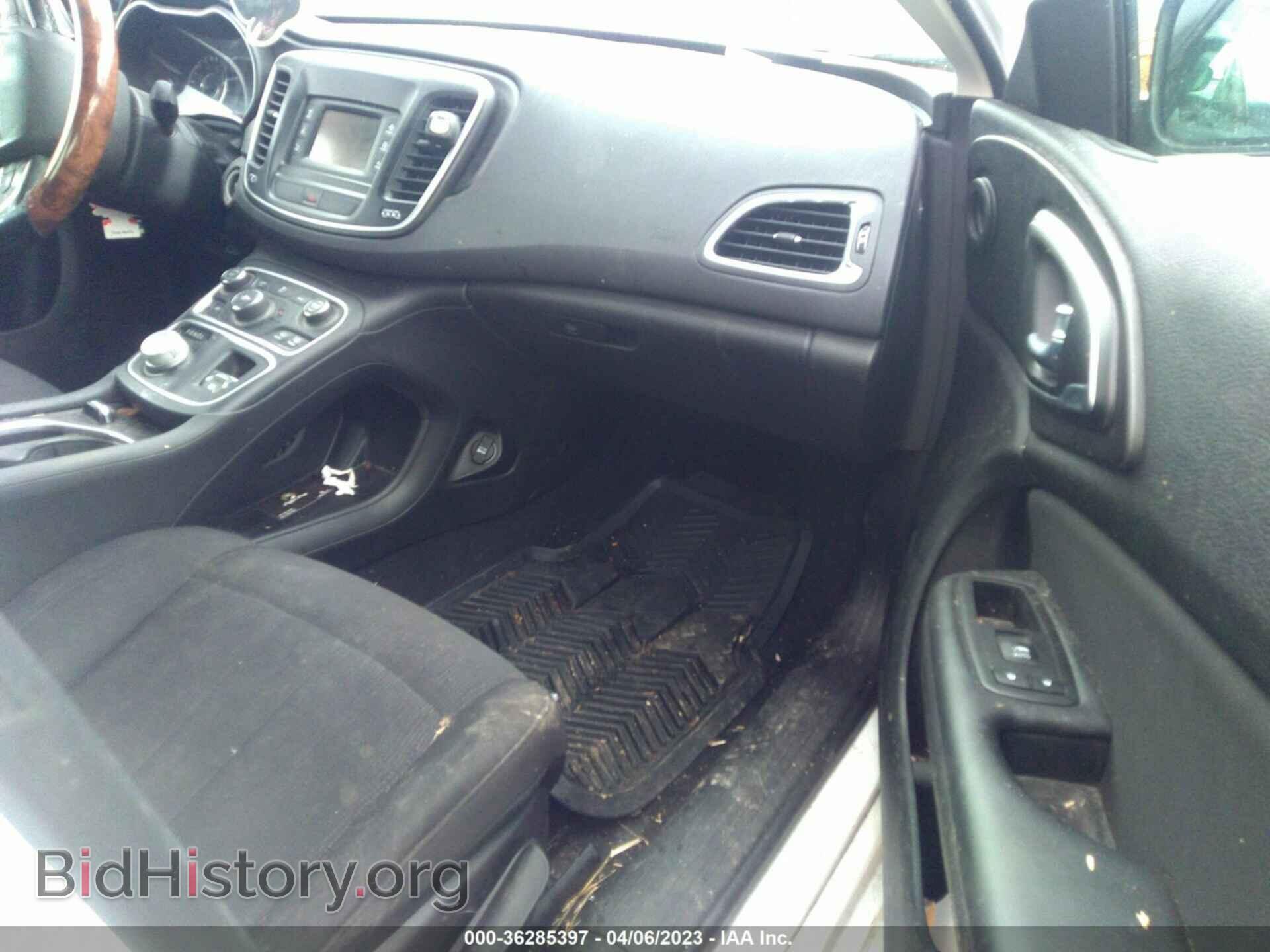 2015 CHRYSLER 200 - VIN: 1C3CCCAB7FN658484 - Фото 5