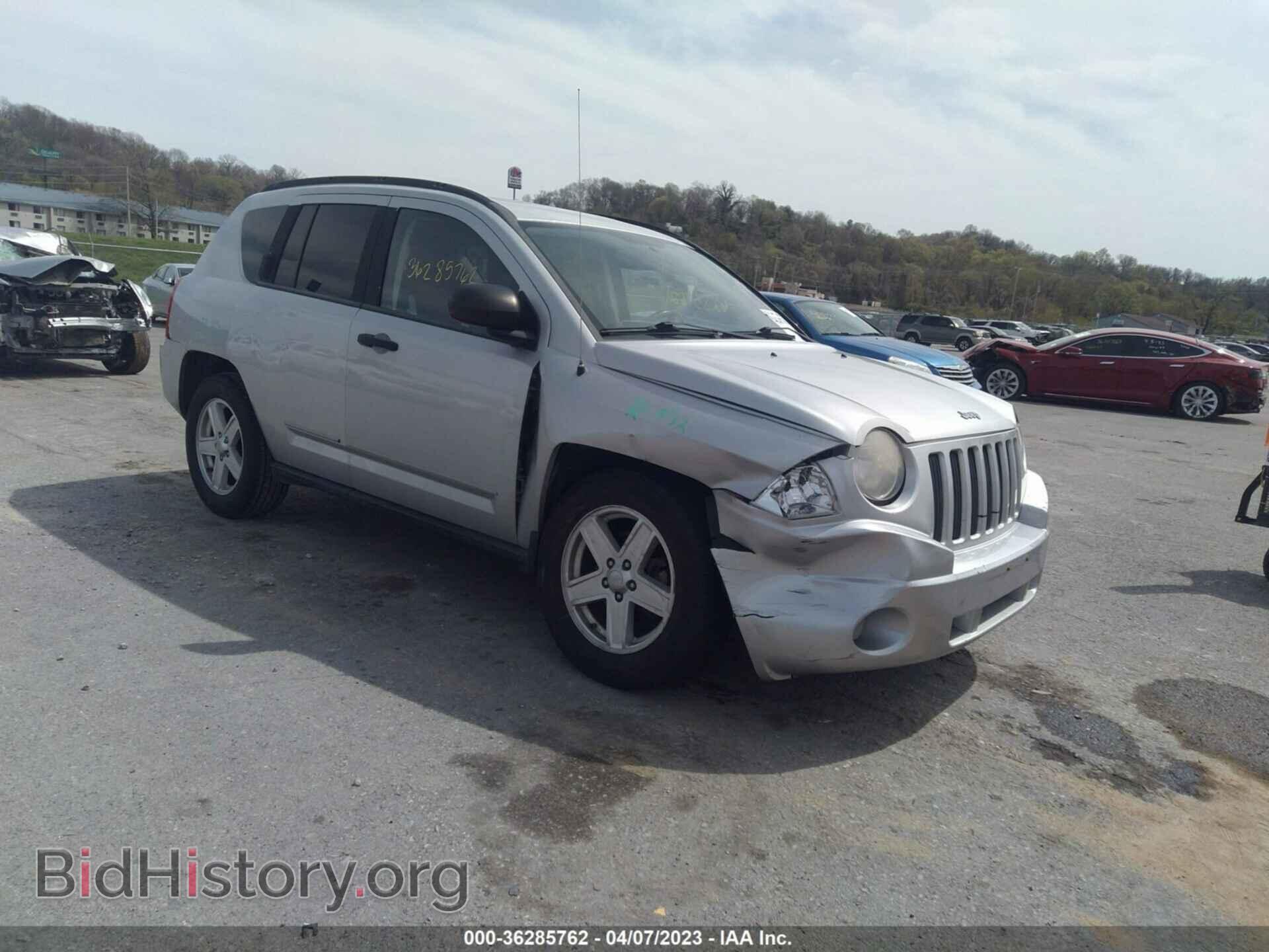 Photo 1J8FT47W28D520233 - JEEP COMPASS 2008