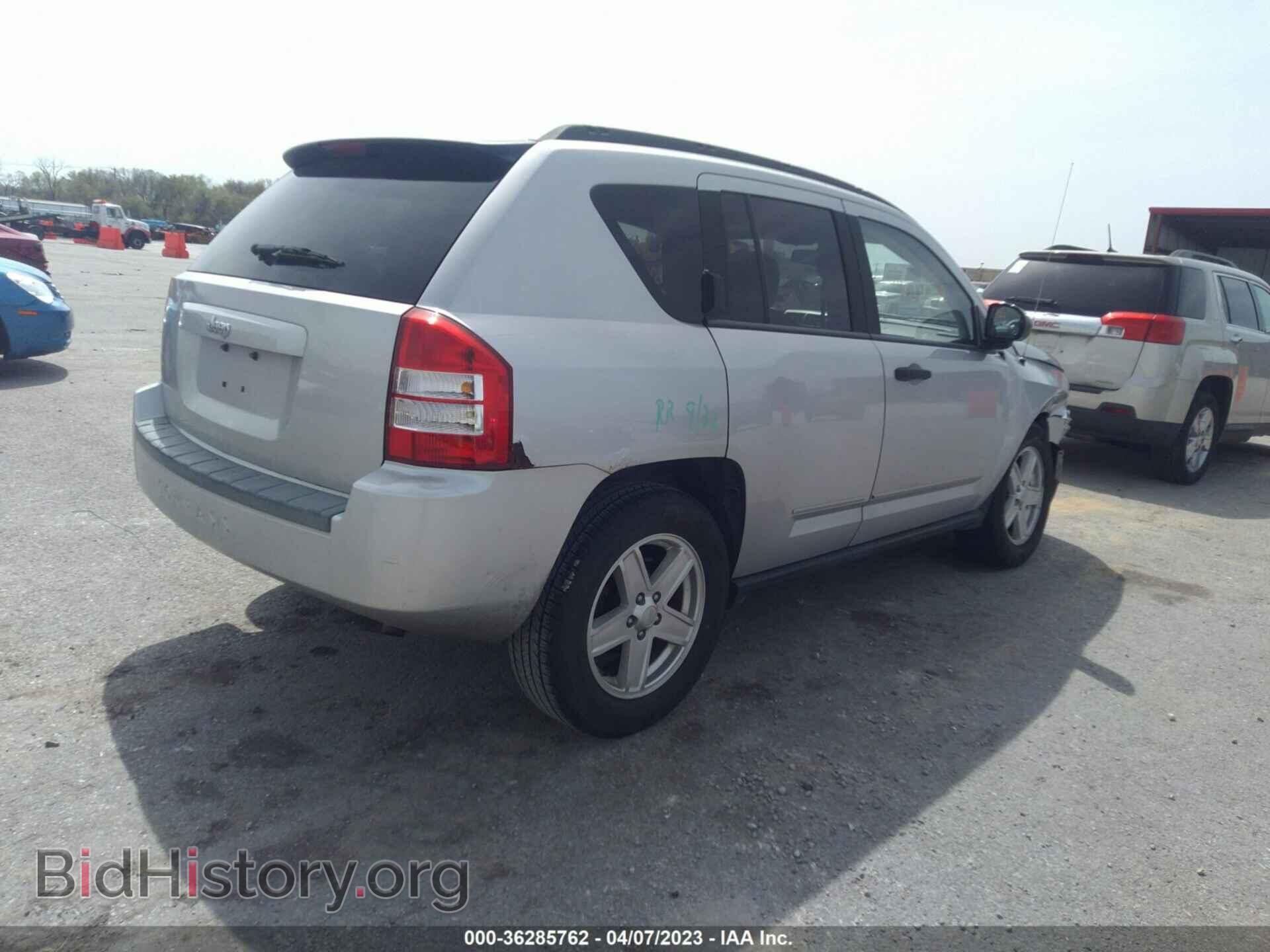 2008 JEEP COMPASS - VIN: 1J8FT47W28D520233 - Фото 4