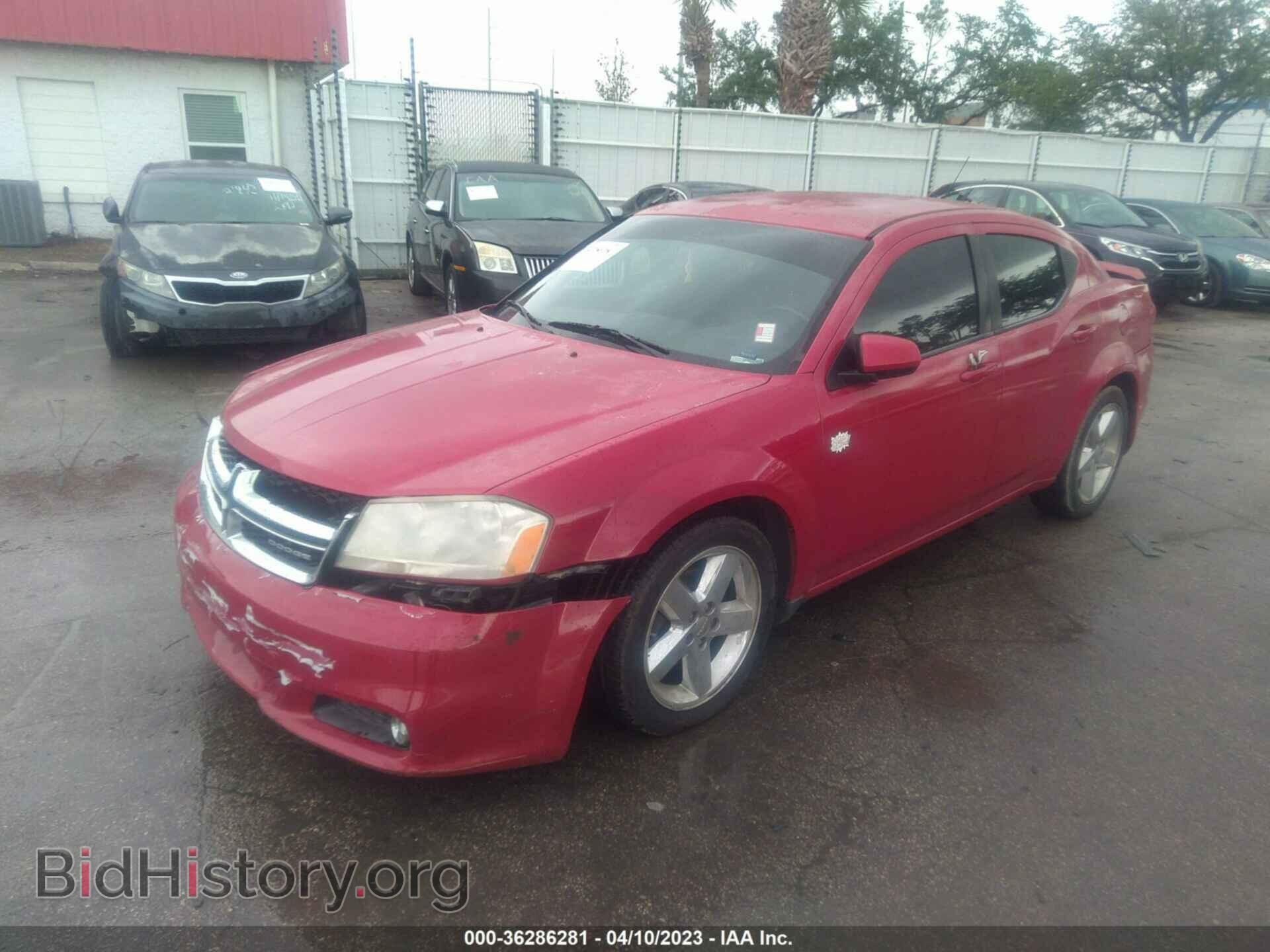 2011 DODGE AVENGER - VIN: 1B3BD2FG3BN521279 - Photo 2