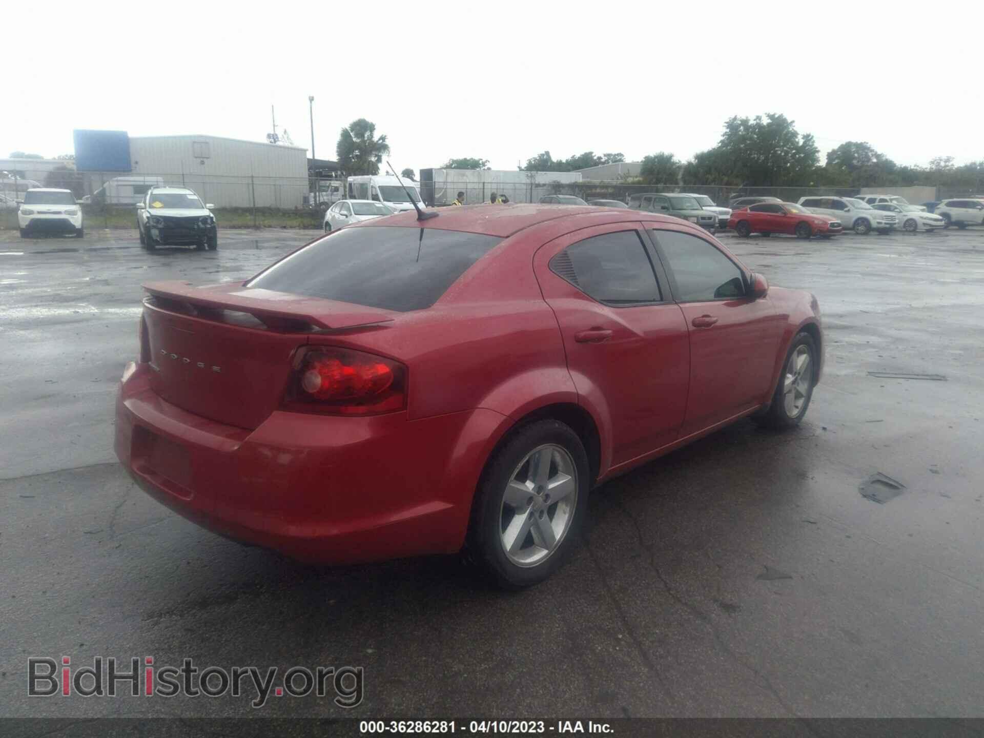 2011 DODGE AVENGER - VIN: 1B3BD2FG3BN521279 - Photo 4