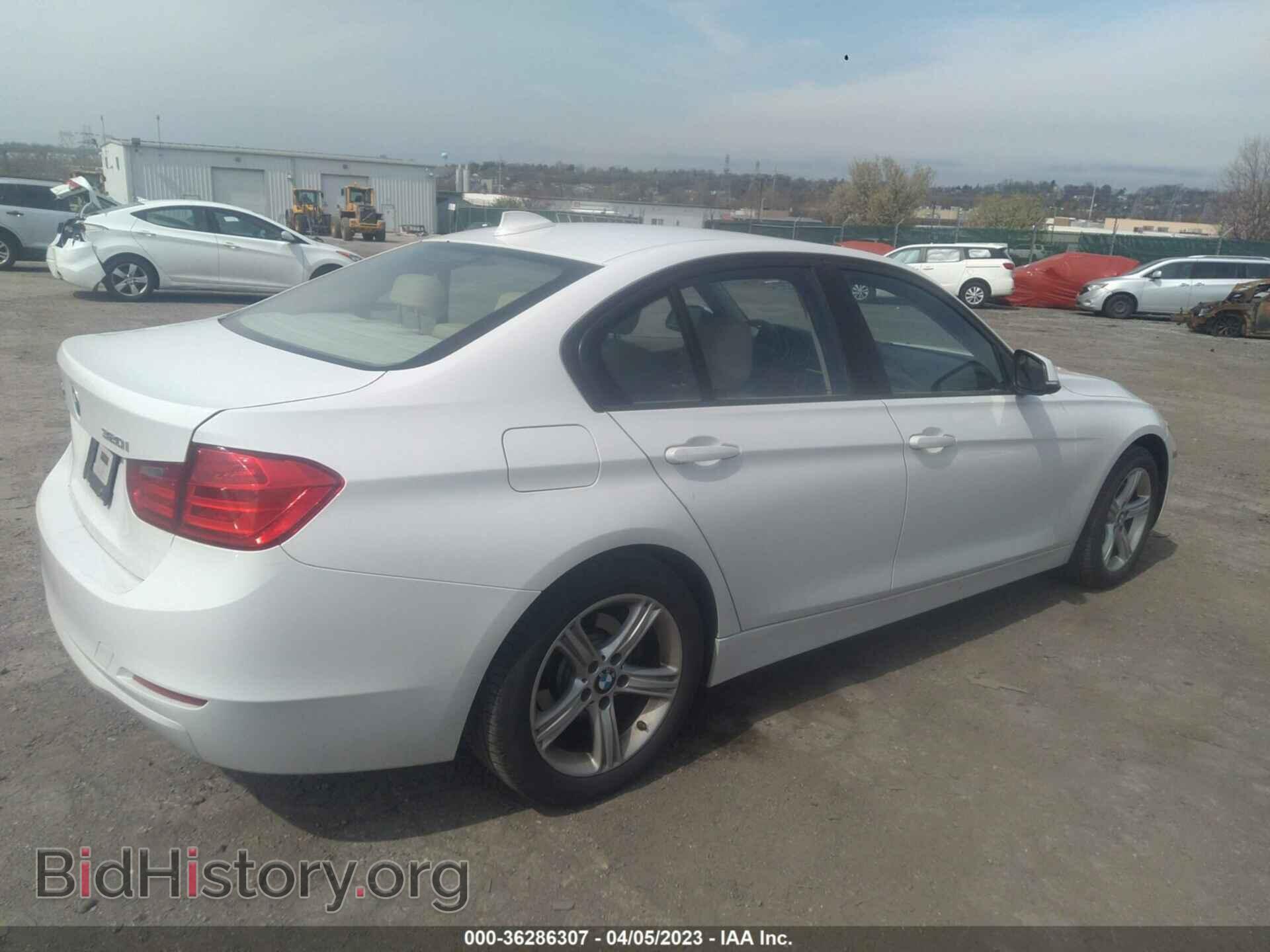 2014 BMW 320I - VIN: WBA3C3G59ENS67717 - Фото 4