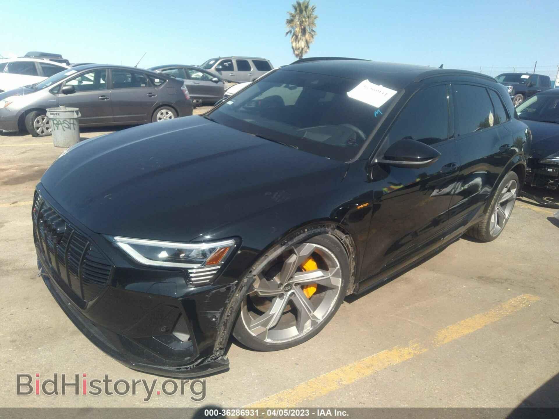 2022 AUDI E-TRON S - VIN: WA1VCBGE2NB035722 - Фото 2